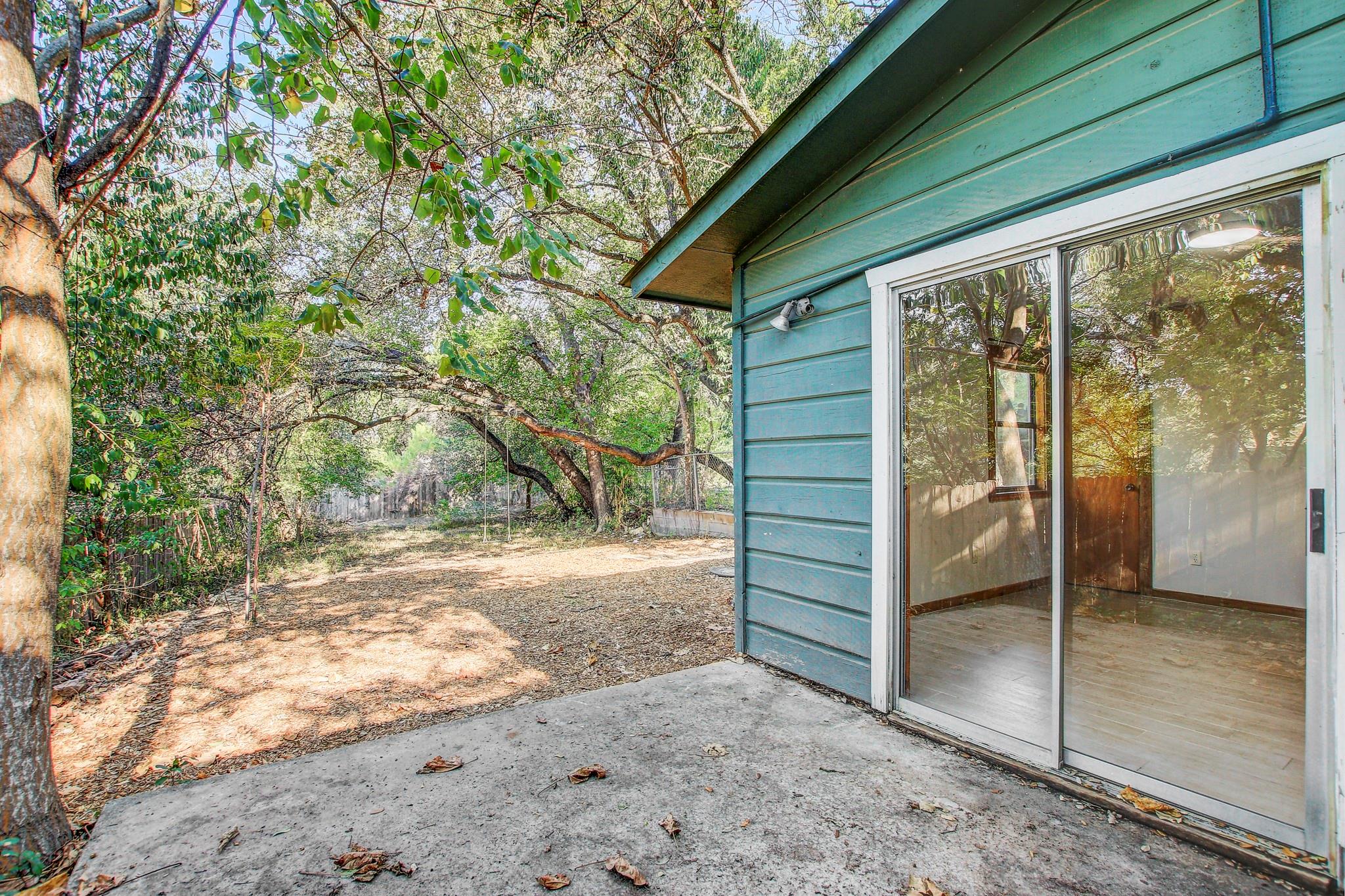 104 S Laurelwood Dr #b Property Photo 25