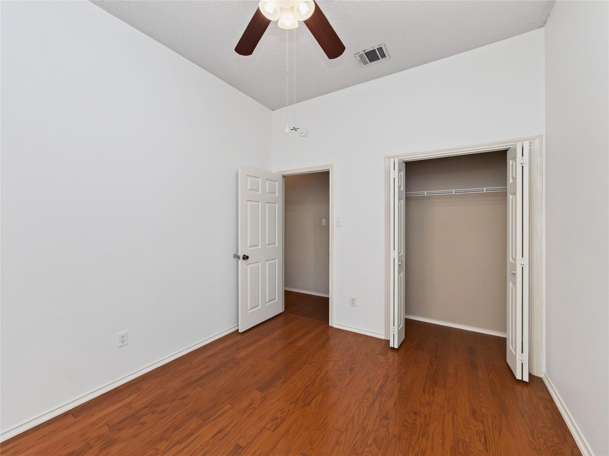 14607 Sandy Side Dr Property Photo 21