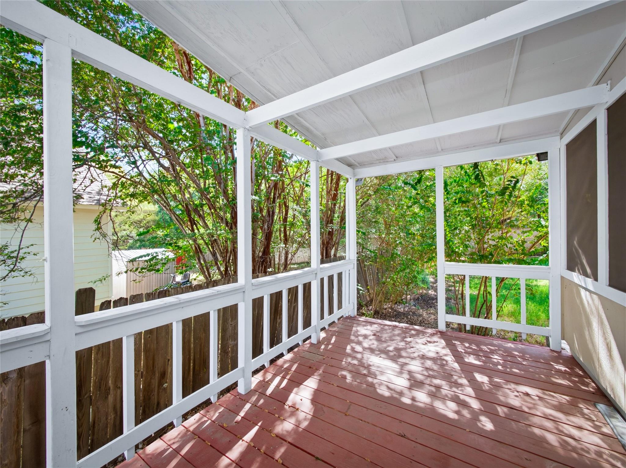 14607 Sandy Side Dr Property Photo 29