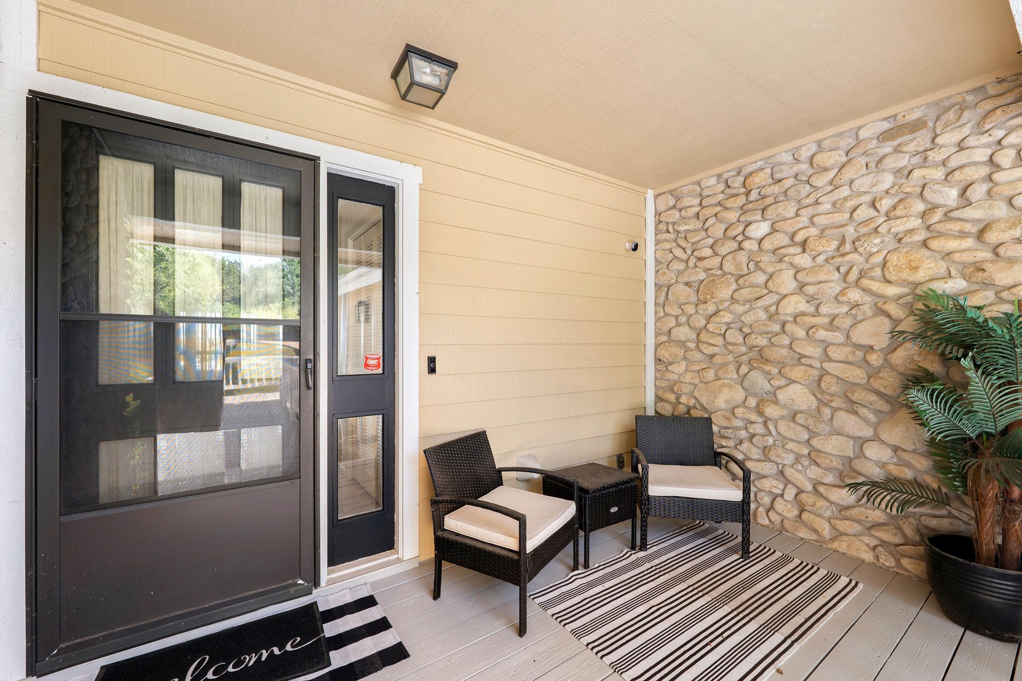 310 Dogie Dr #a Property Photo 4
