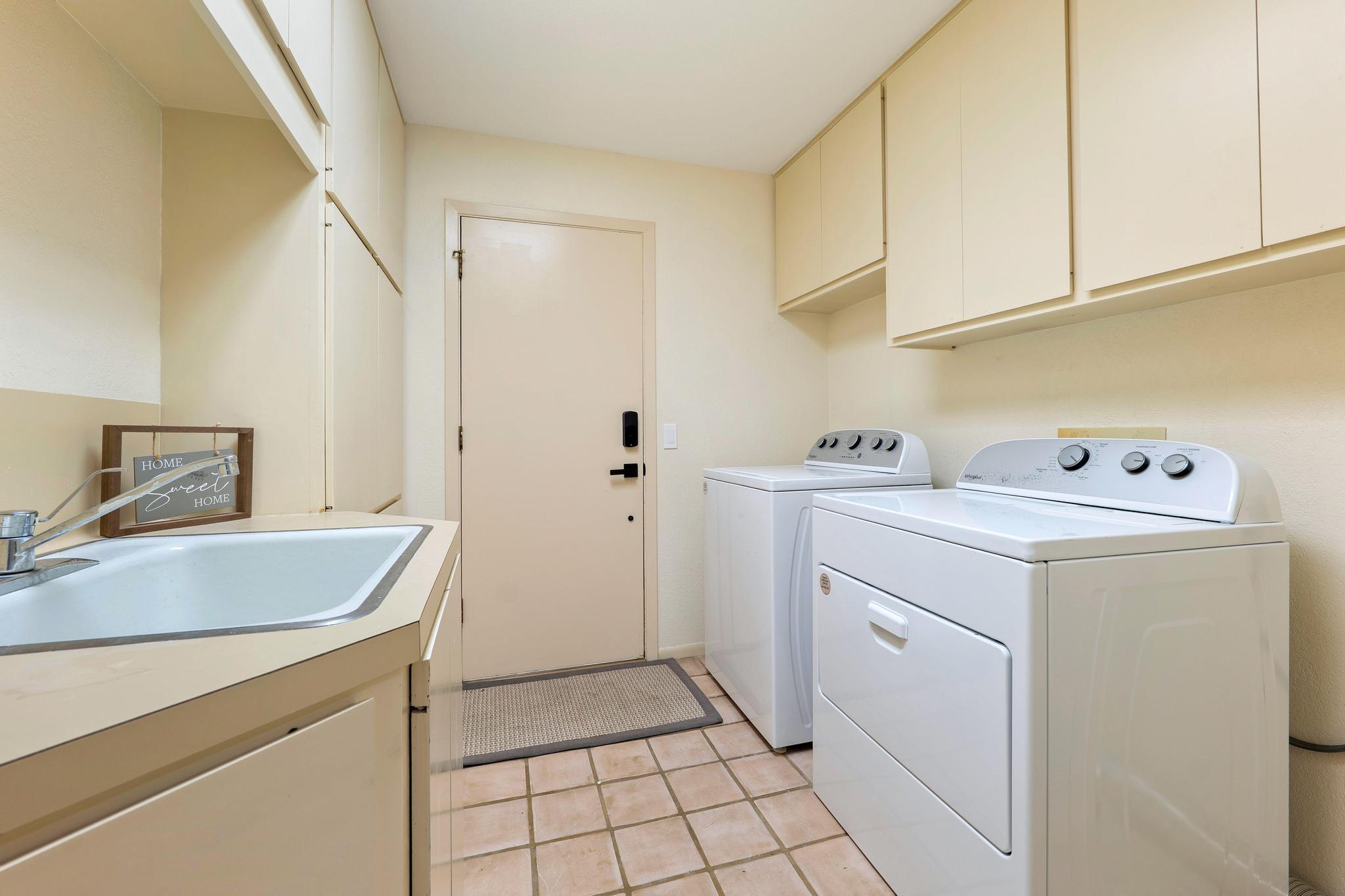 310 Dogie Dr #a Property Photo 26