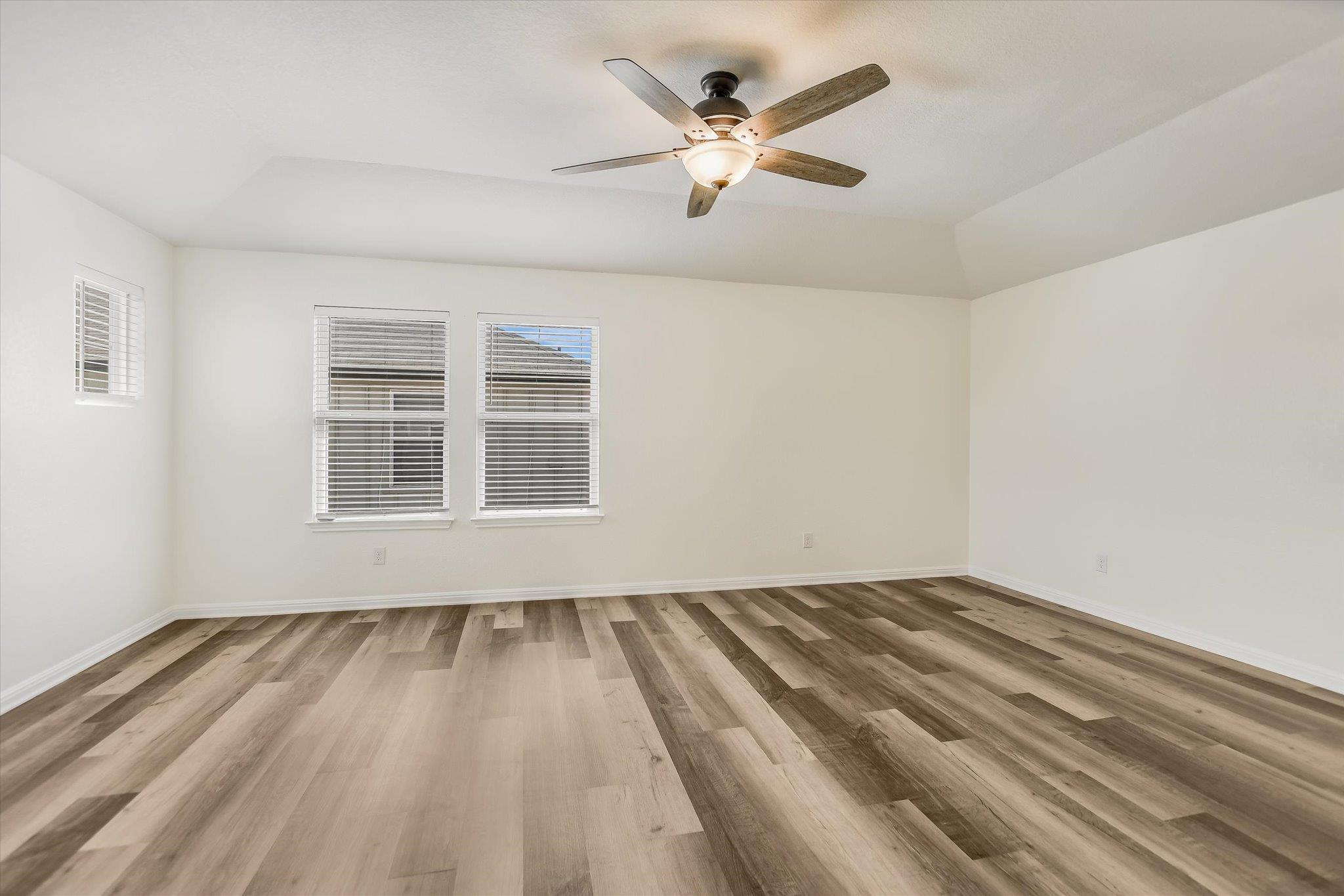 202 Grasslands Trl Property Photo 9