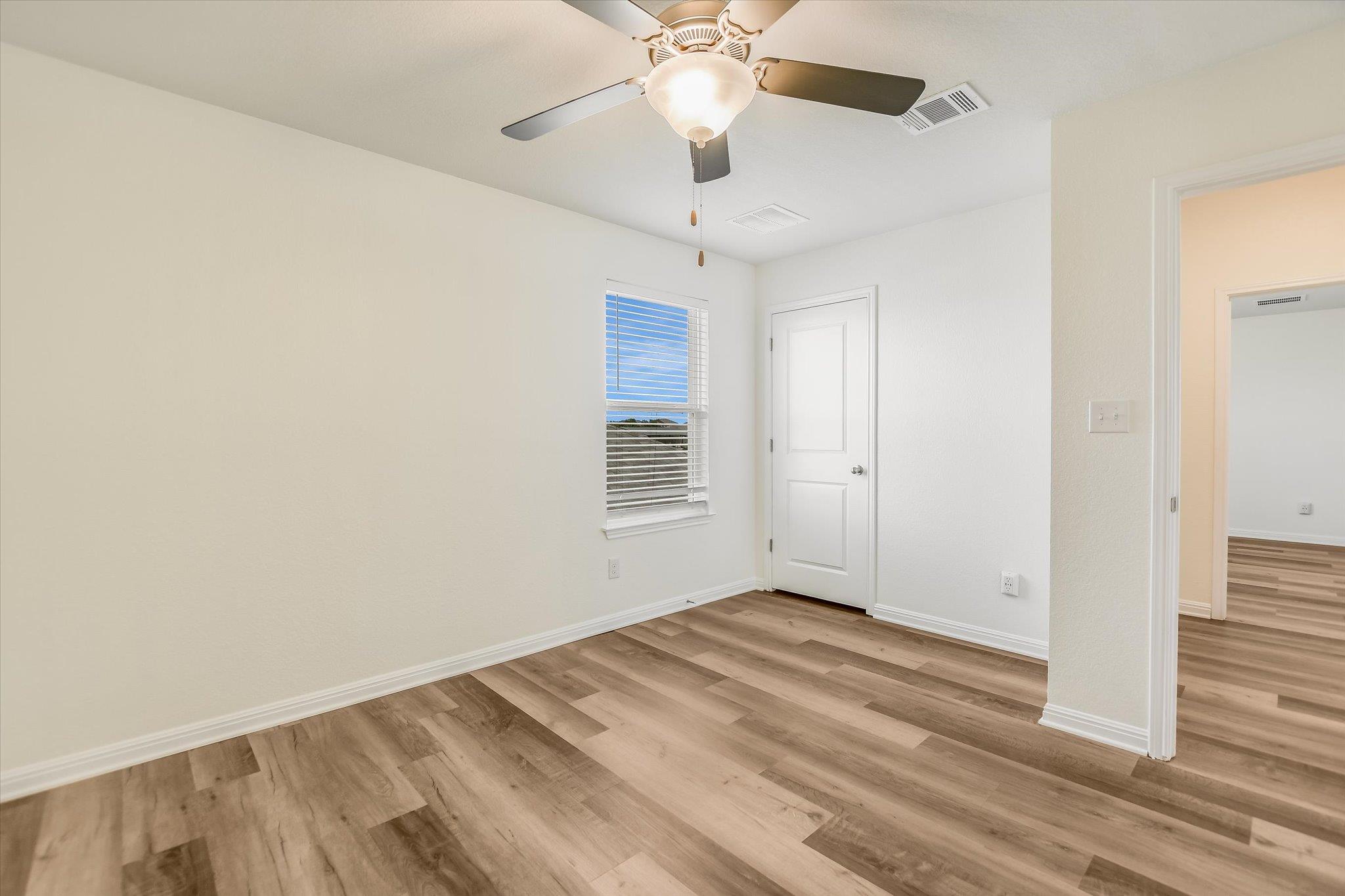 202 Grasslands Trl Property Photo 13