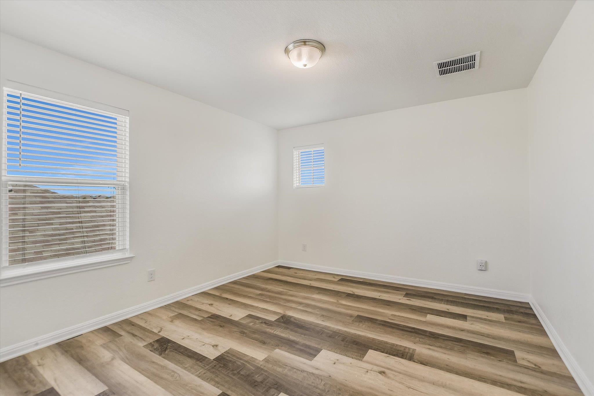202 Grasslands Trl Property Photo 16