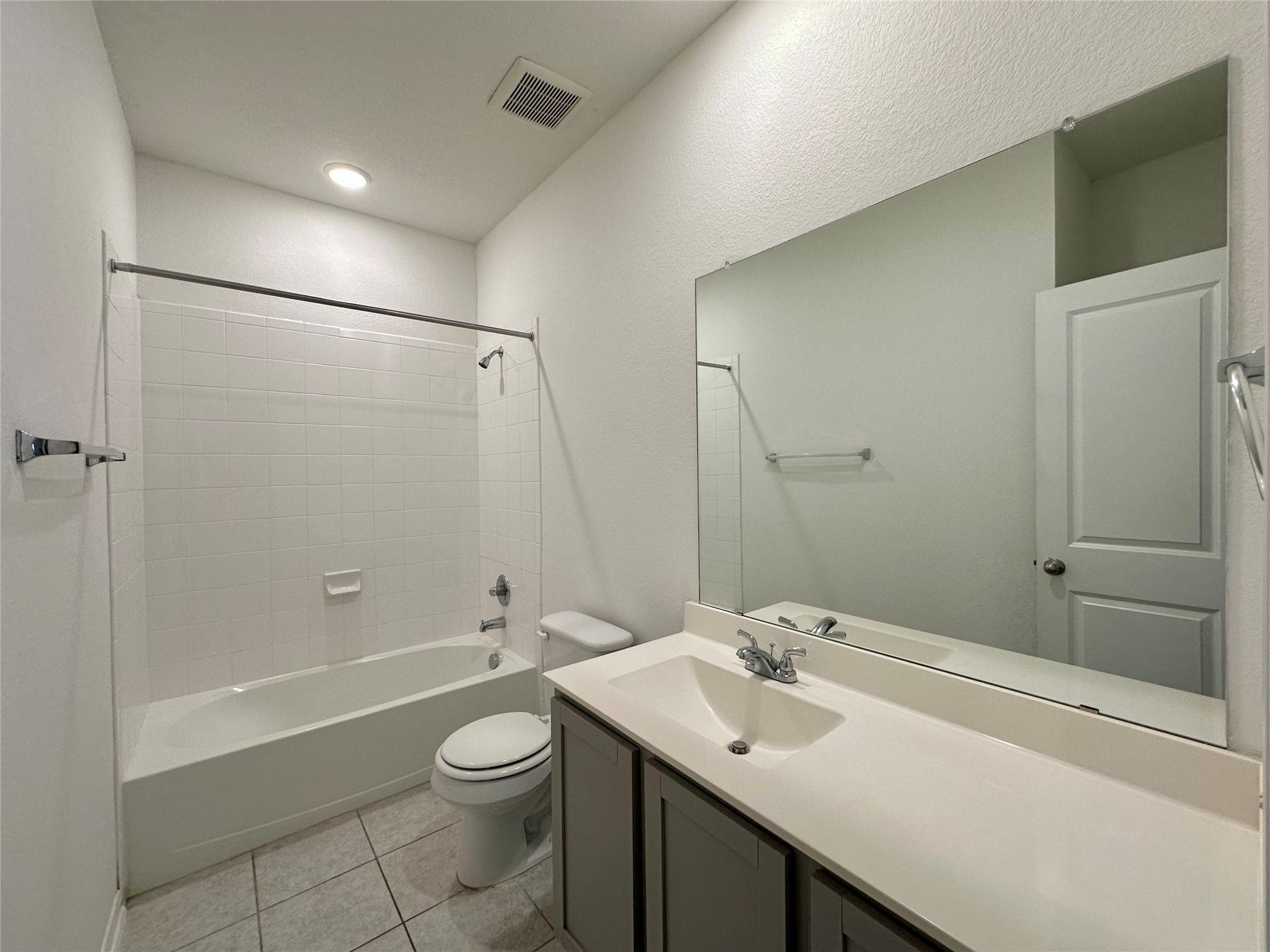 230 Olympic Dr Property Photo 11