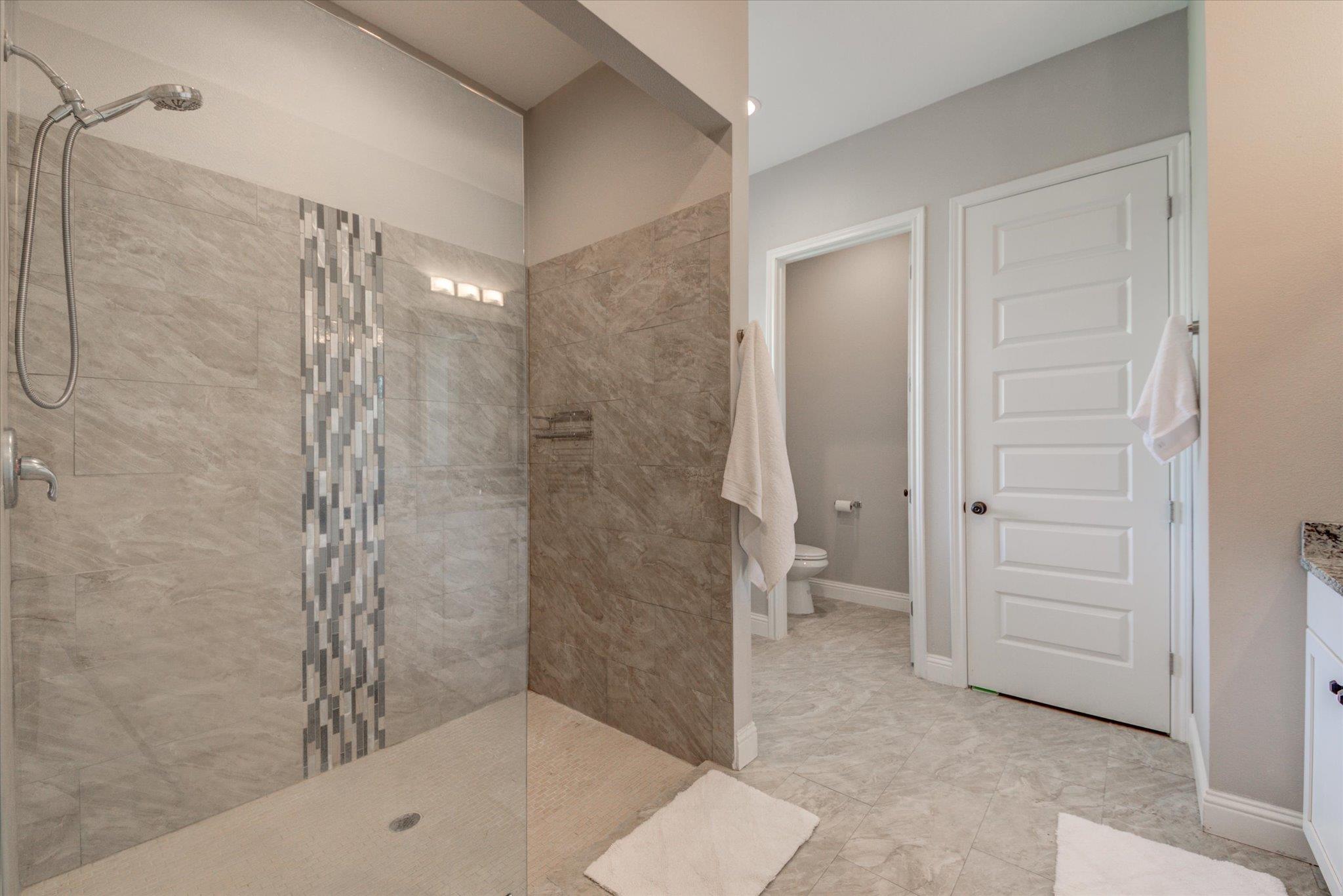 855 Aspen Ln Property Photo 15