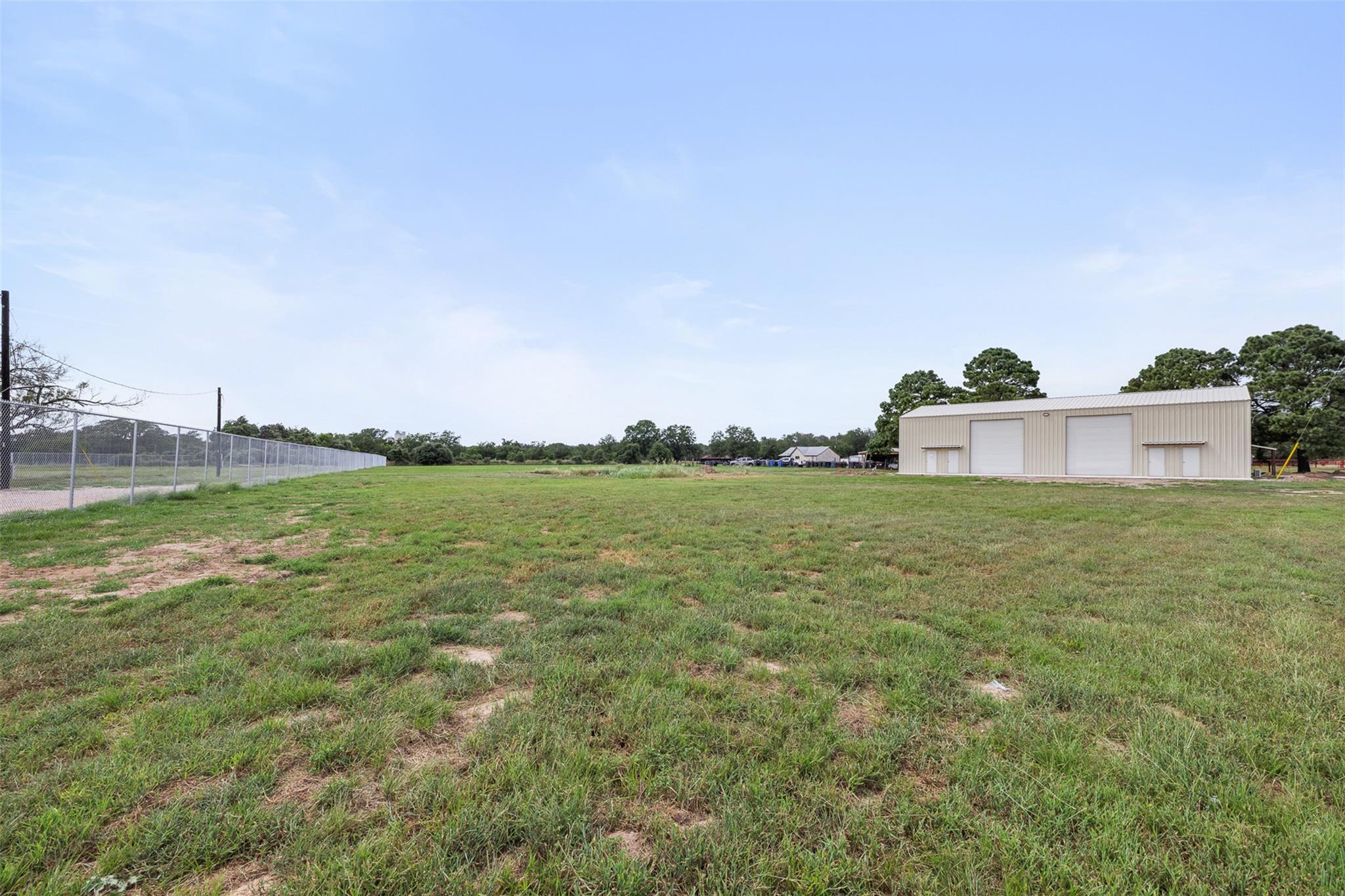 126 Kellar Rd #a Property Photo 4
