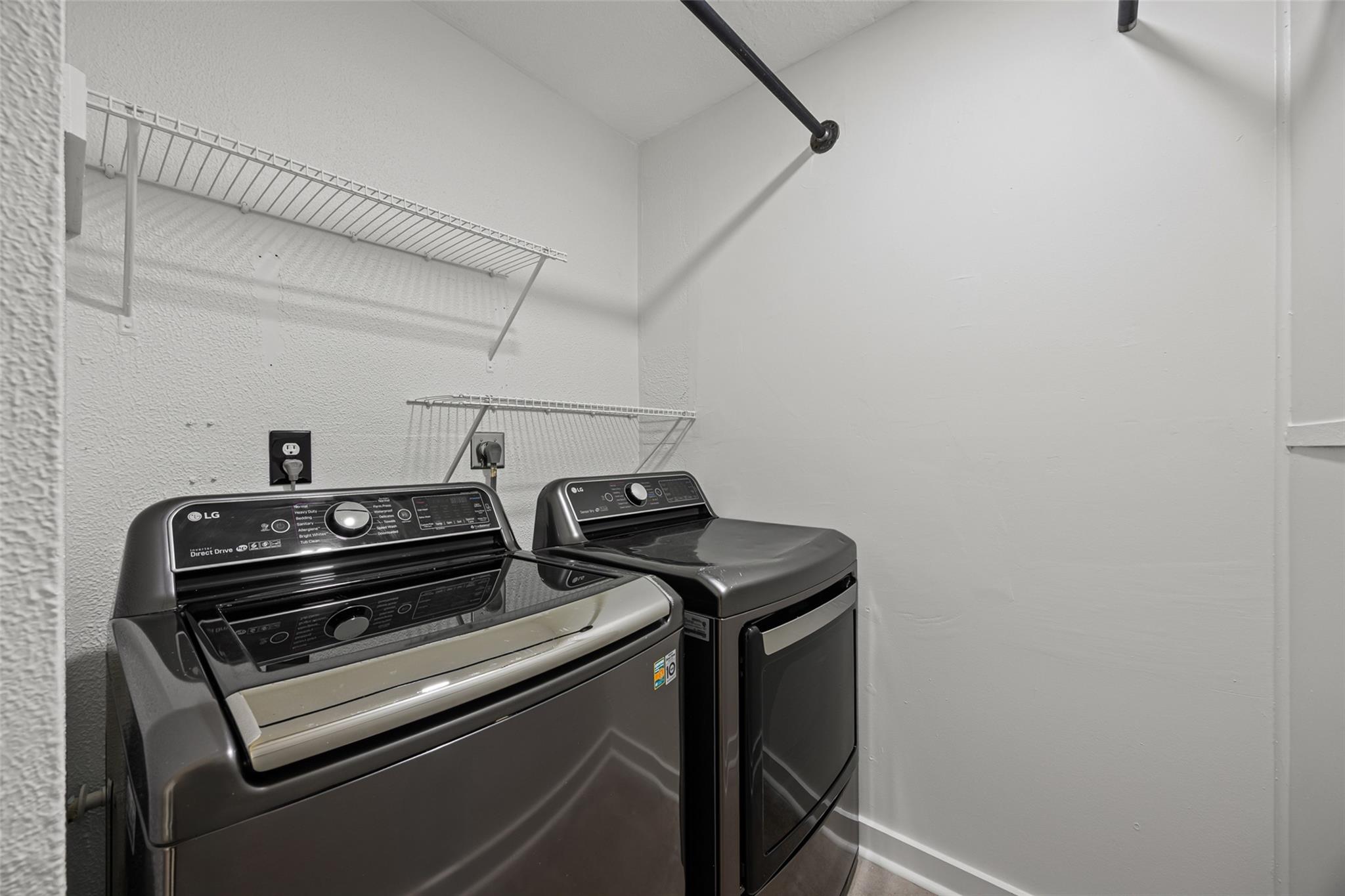11920 Tobler Trl Property Photo 19