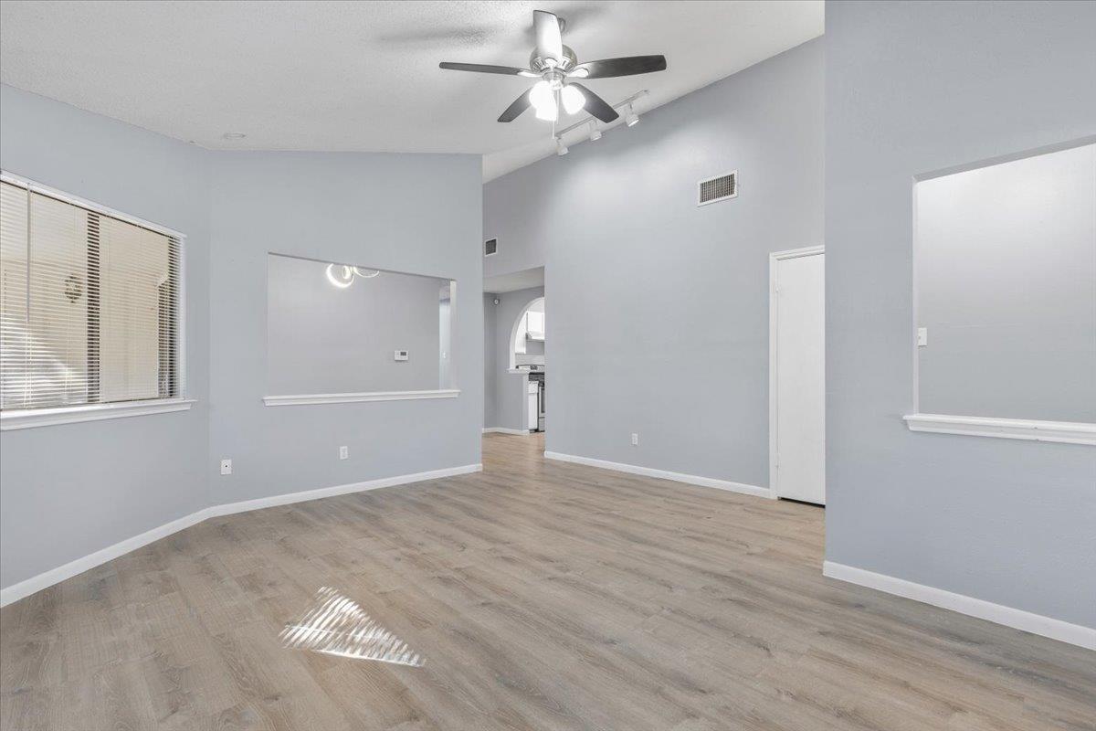 12321 Marogot Run Property Photo 6