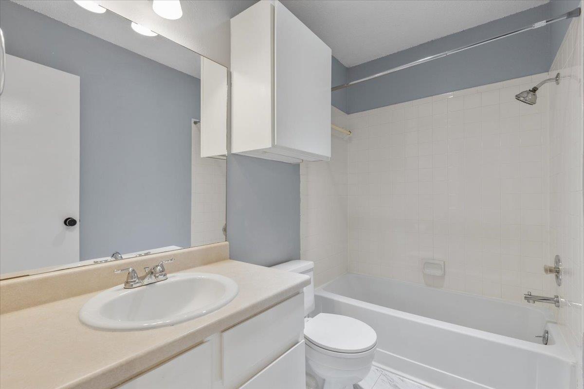12321 Marogot Run Property Photo 16