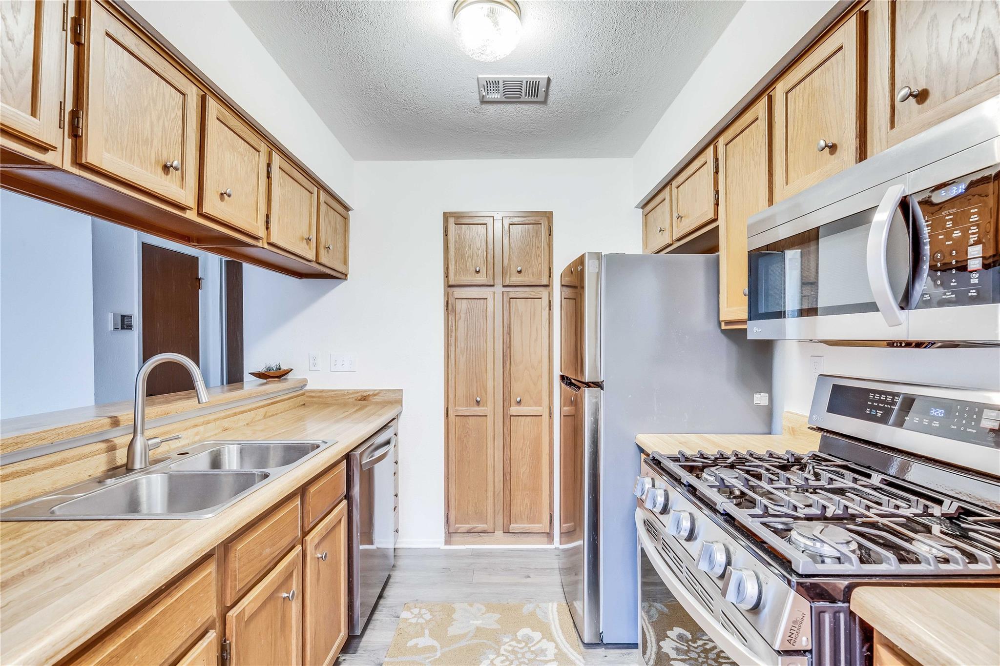 3839 Dry Creek Dr 230 Property Photo 6