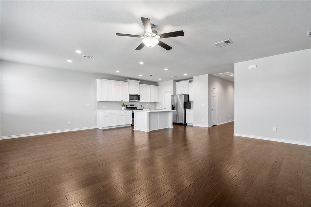 505 Whitney Trl Property Photo 7