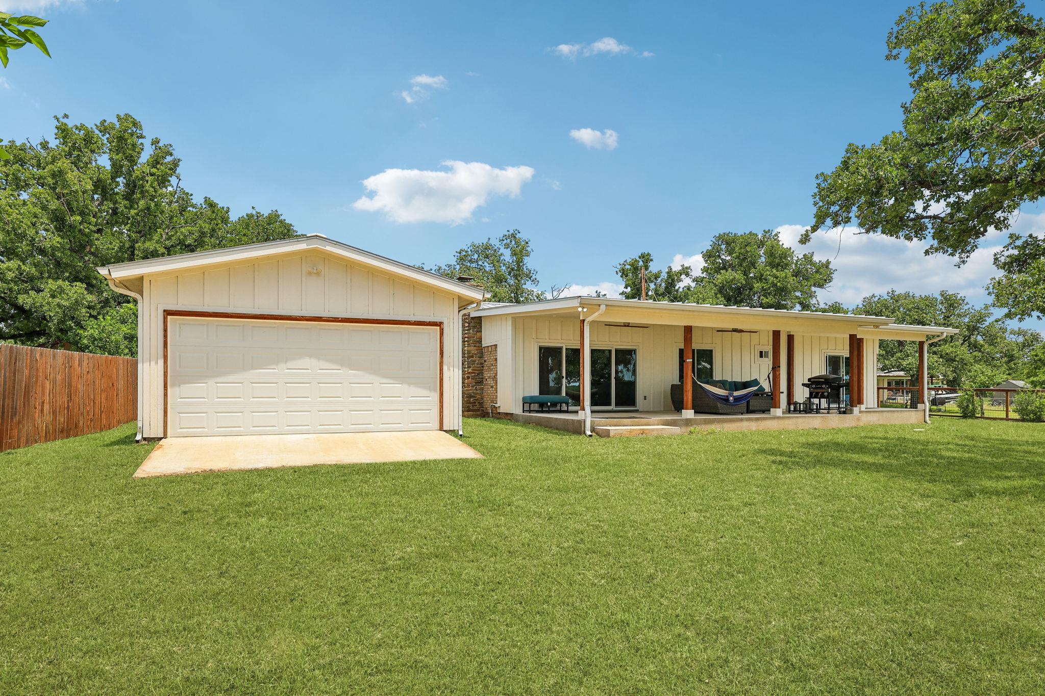 114 Agarita Dr Property Photo 31