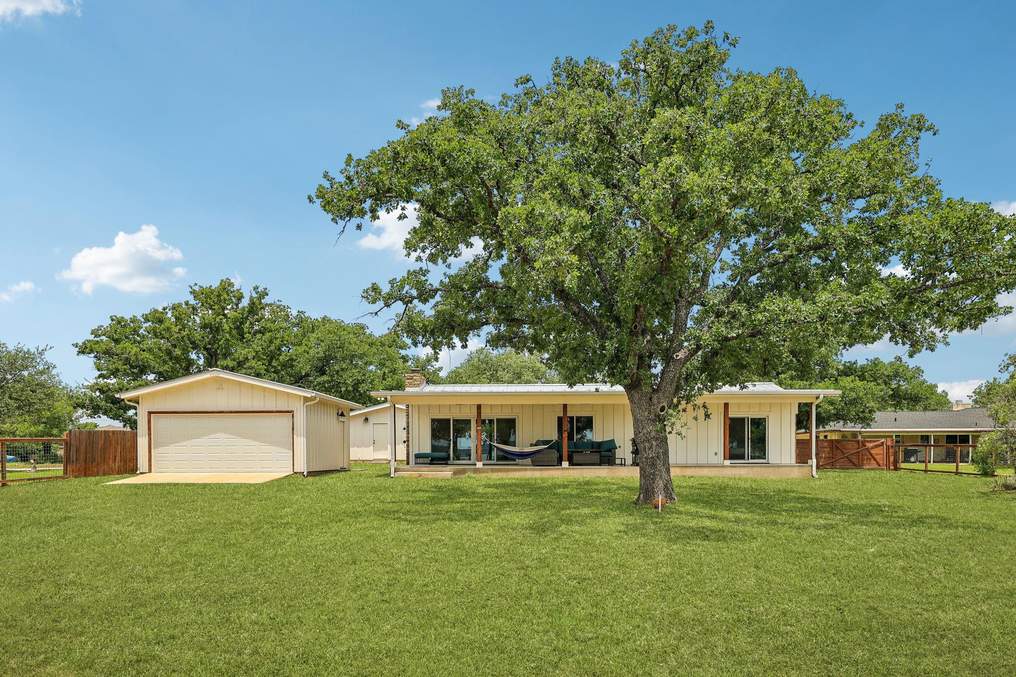 114 Agarita Dr Property Photo 33