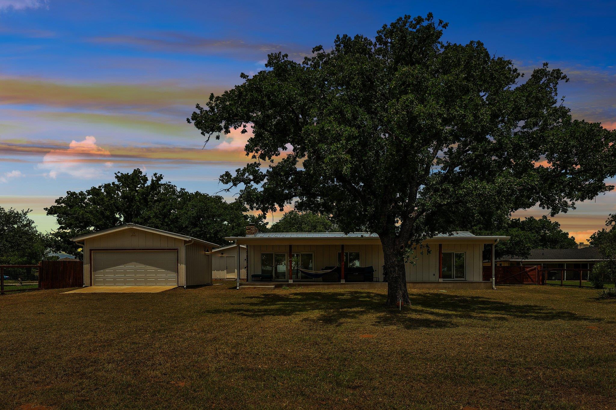 114 Agarita Dr Property Photo 36