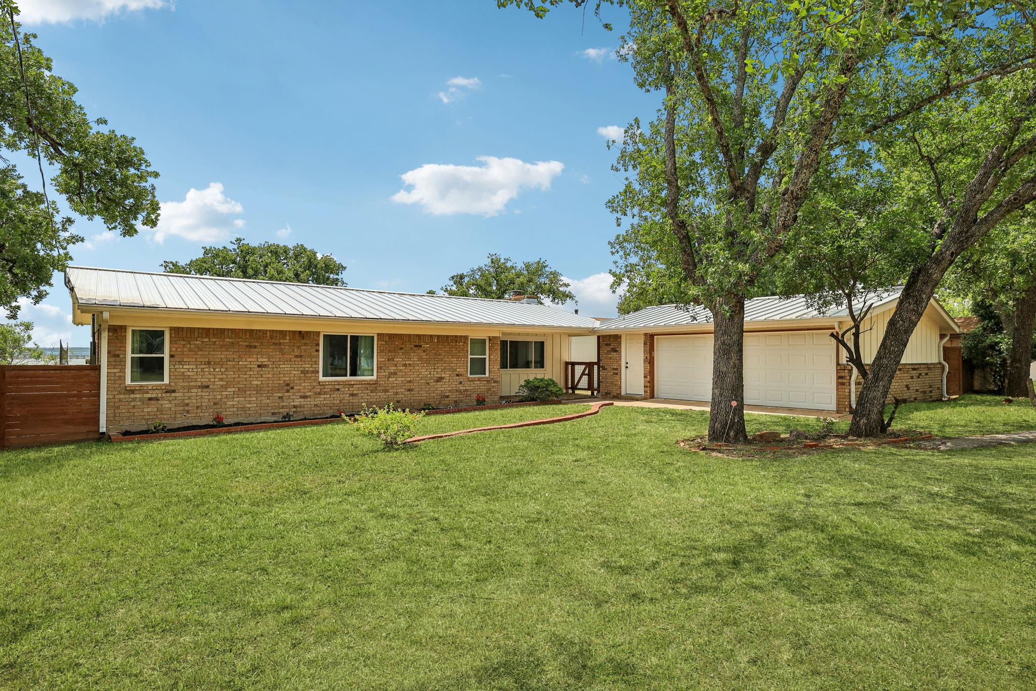 114 Agarita Dr Property Photo 40