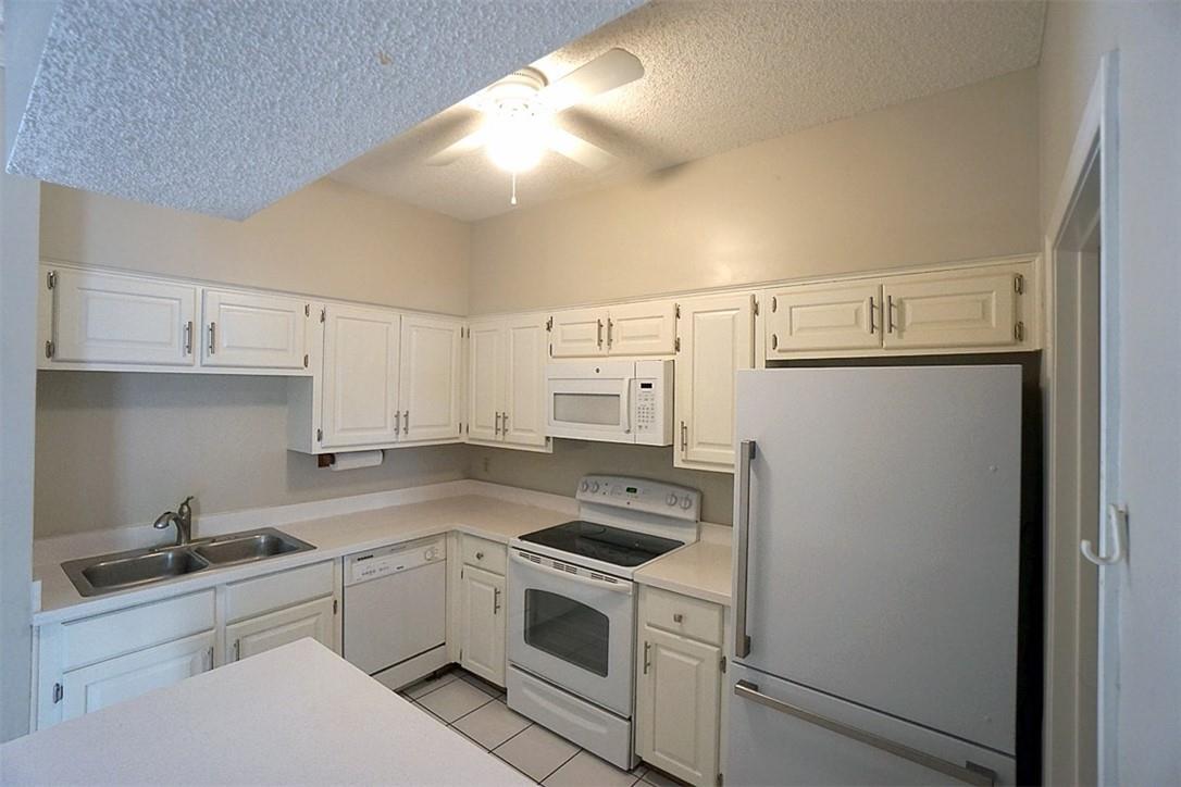 1307 Kinney Ave #117 Property Photo 5