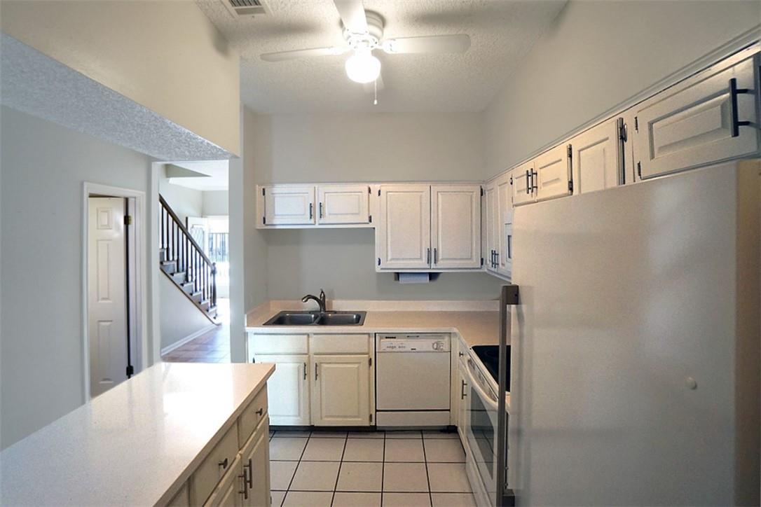 1307 Kinney Ave #117 Property Photo 6