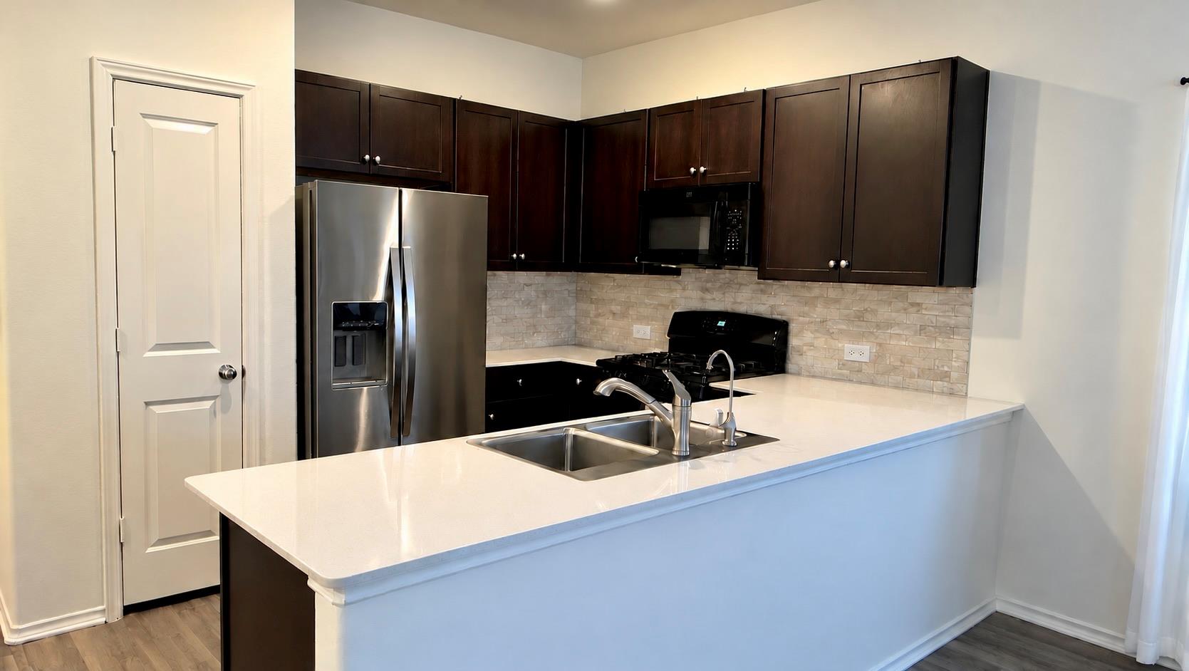 14304 Tordillo Dr Property Photo 3