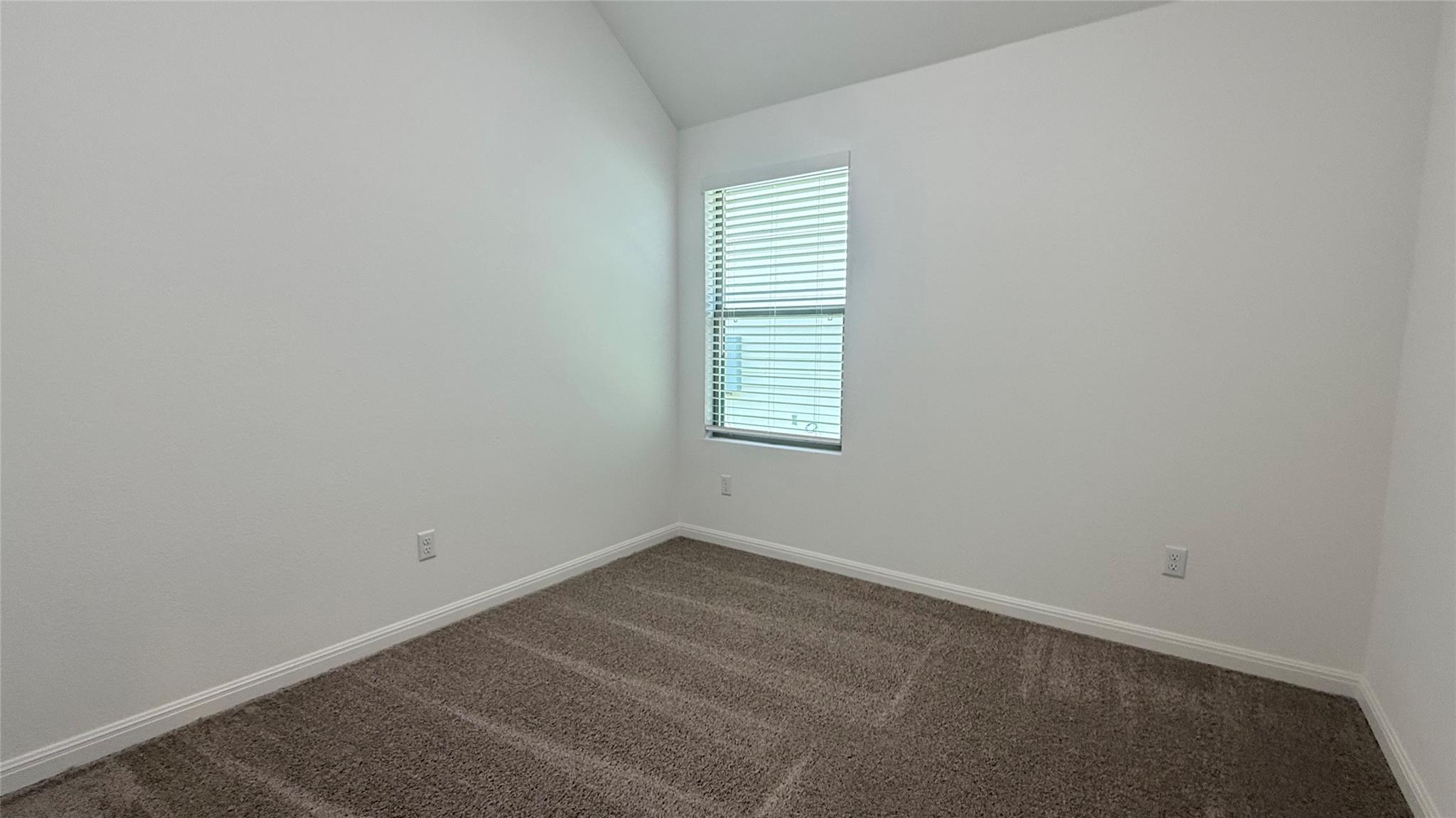 176 Hornet St Property Photo 15