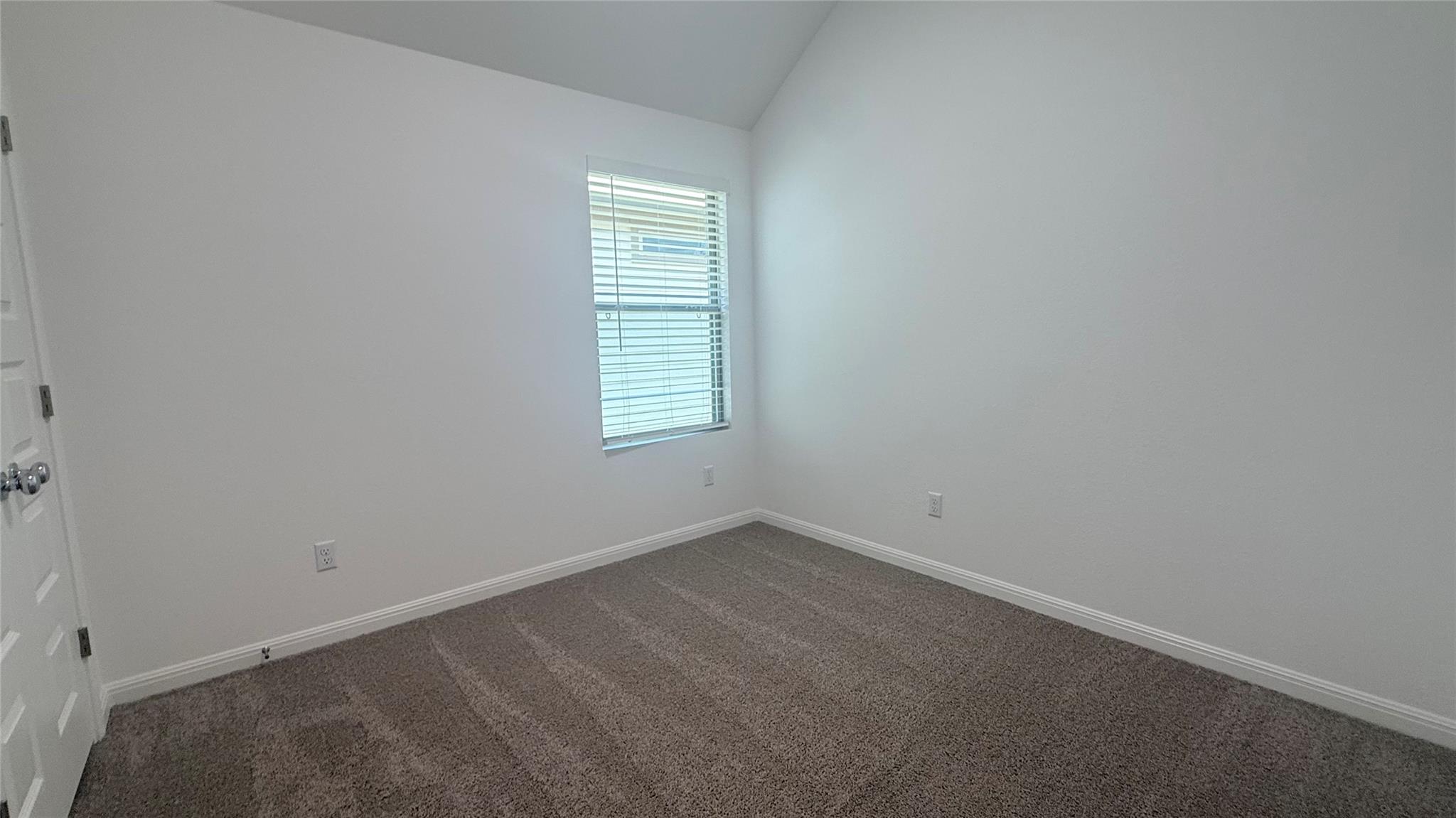 176 Hornet St Property Photo 17