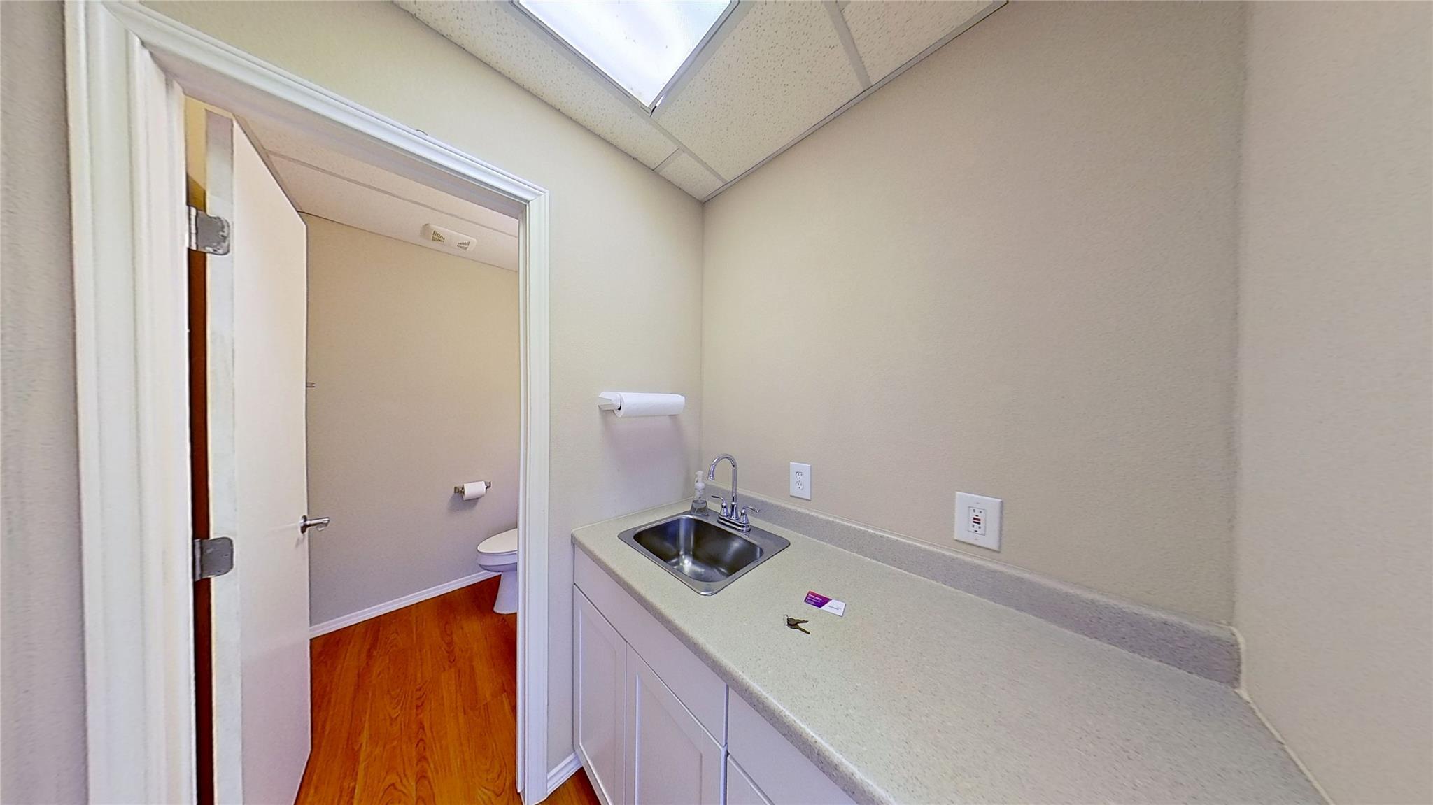 13740 Research Blvd O-2 Property Photo 7
