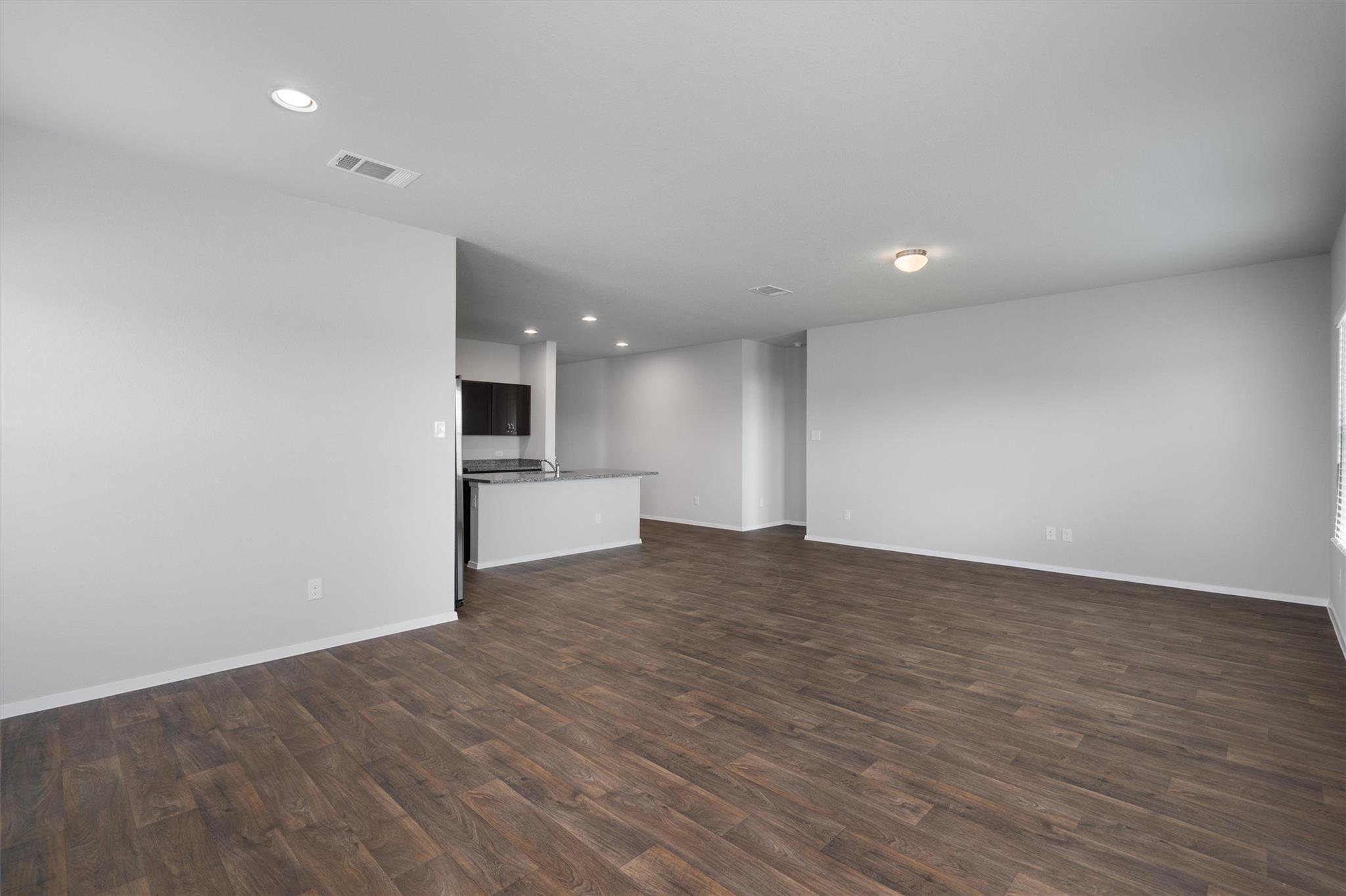 371 Hortus Dr Property Photo 15