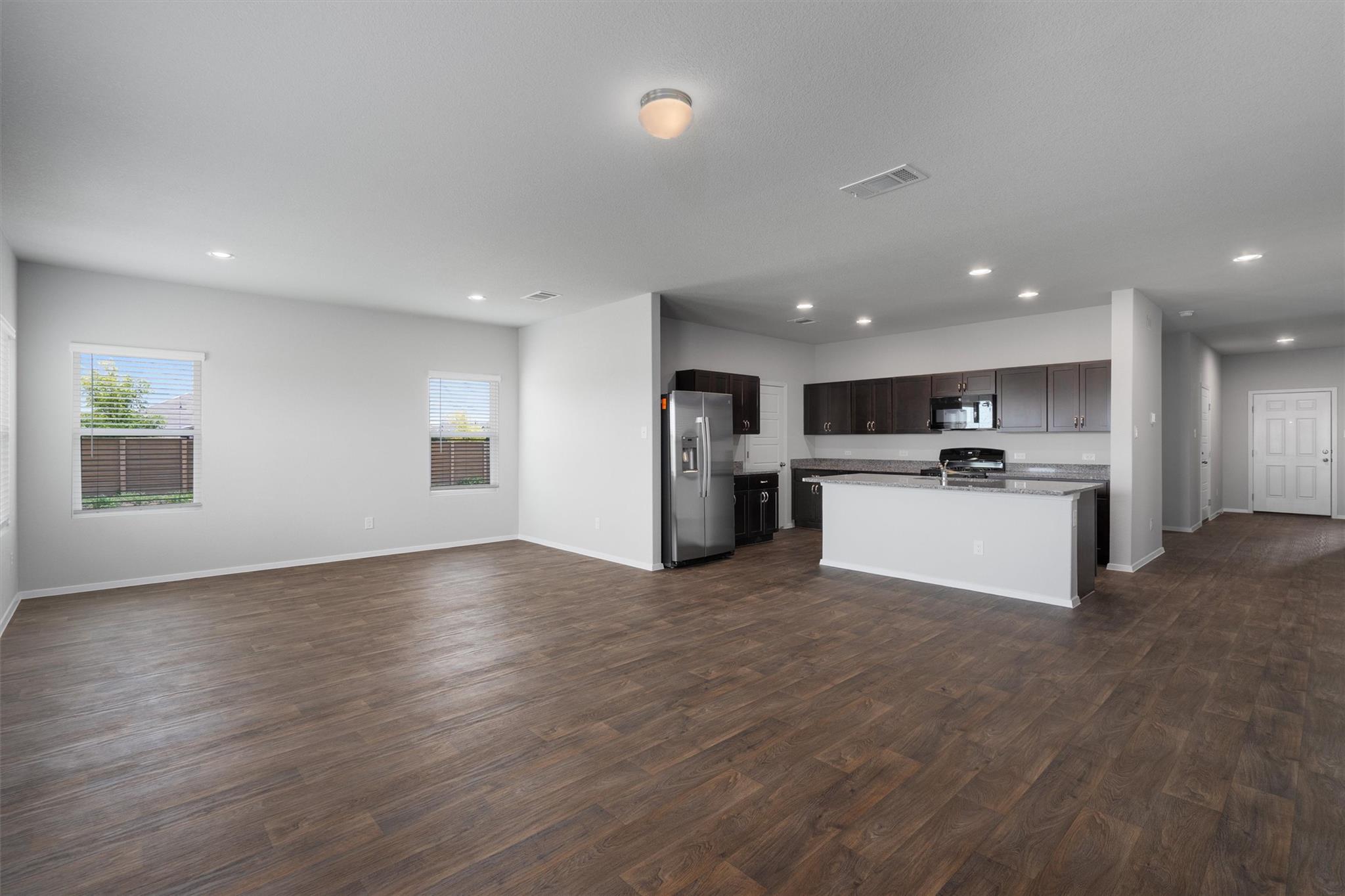 371 Hortus Dr Property Photo 16