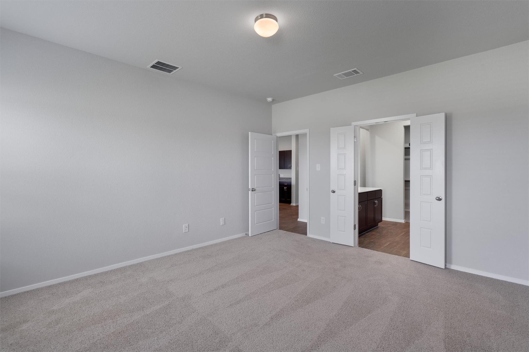 371 Hortus Dr Property Photo 18