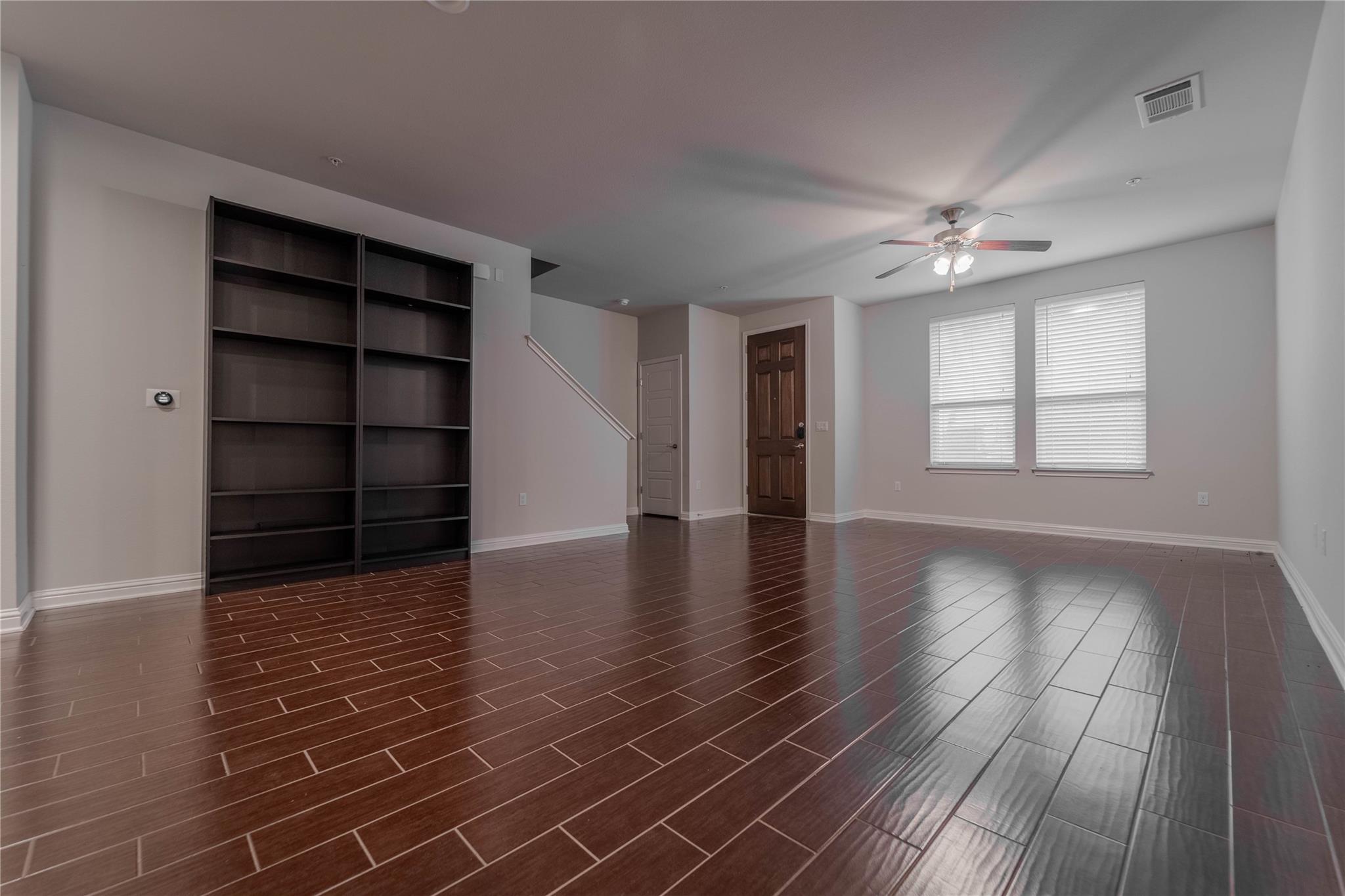 13800 Lyndhurst St #293 Property Photo 4