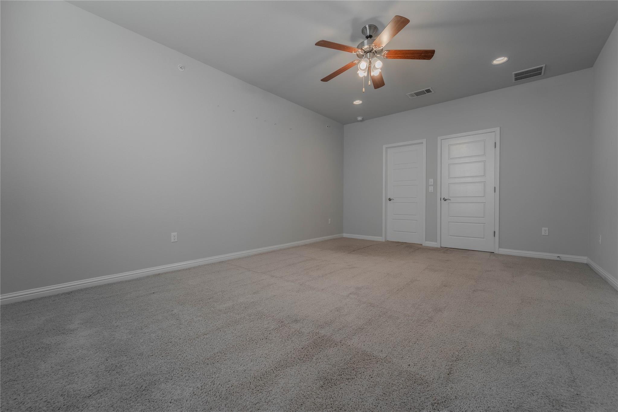 13800 Lyndhurst St #293 Property Photo 9