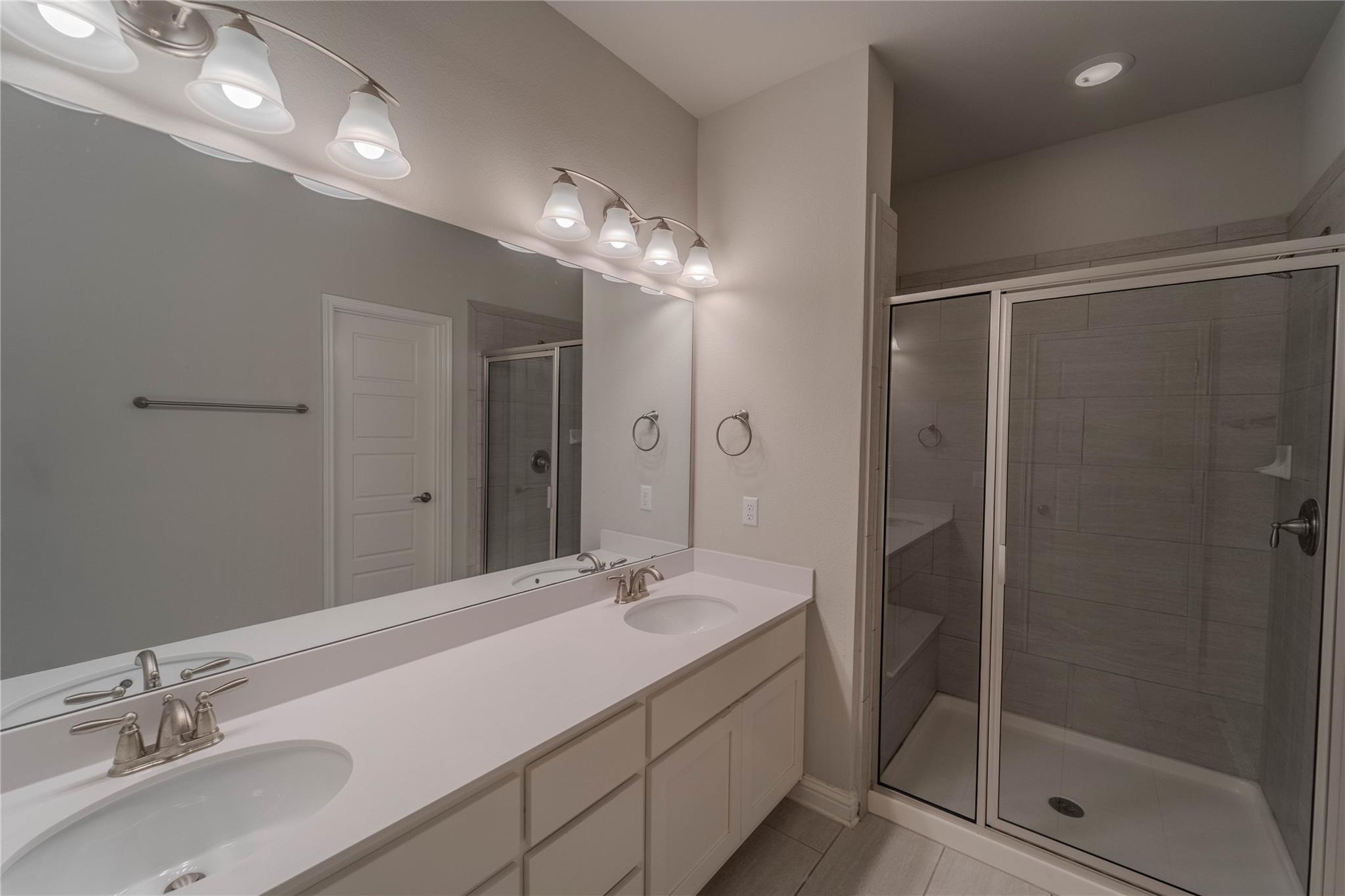 13800 Lyndhurst St #293 Property Photo 10
