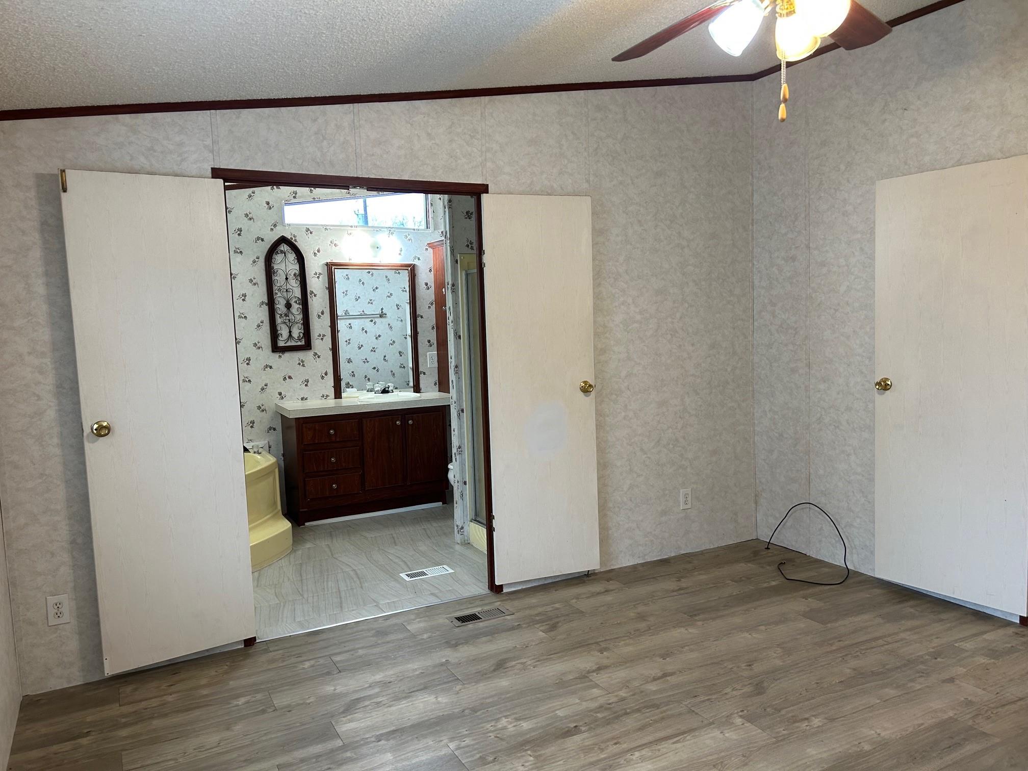 918 Reiley Rd Property Photo 14
