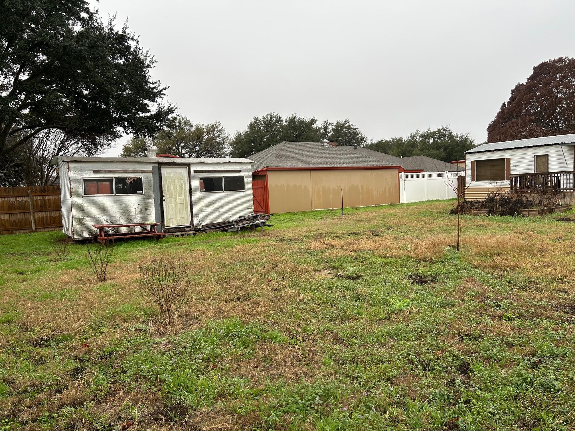 918 Reiley Rd Property Photo 22