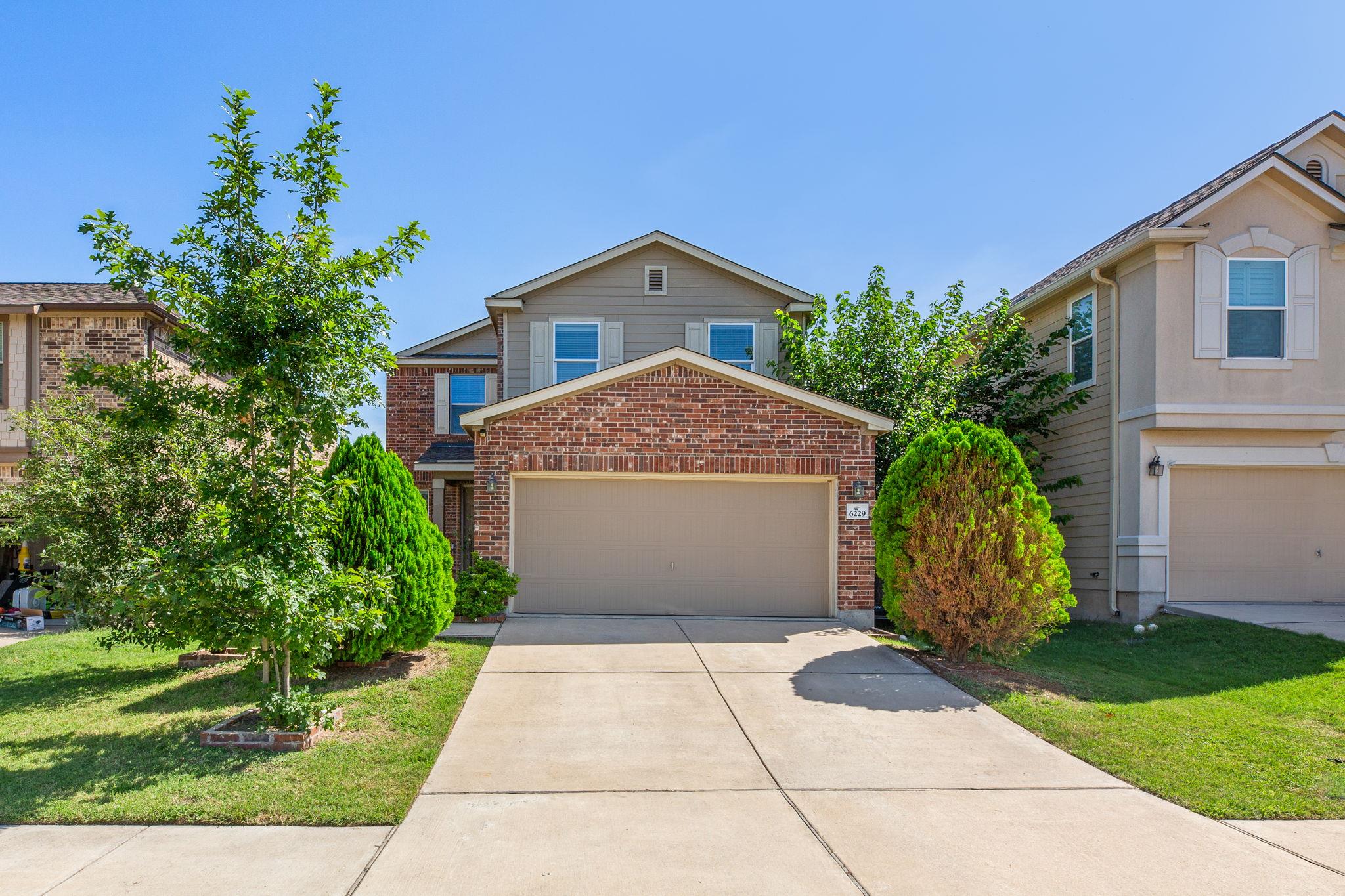 6229 Minnoch Ln Property Photo 1