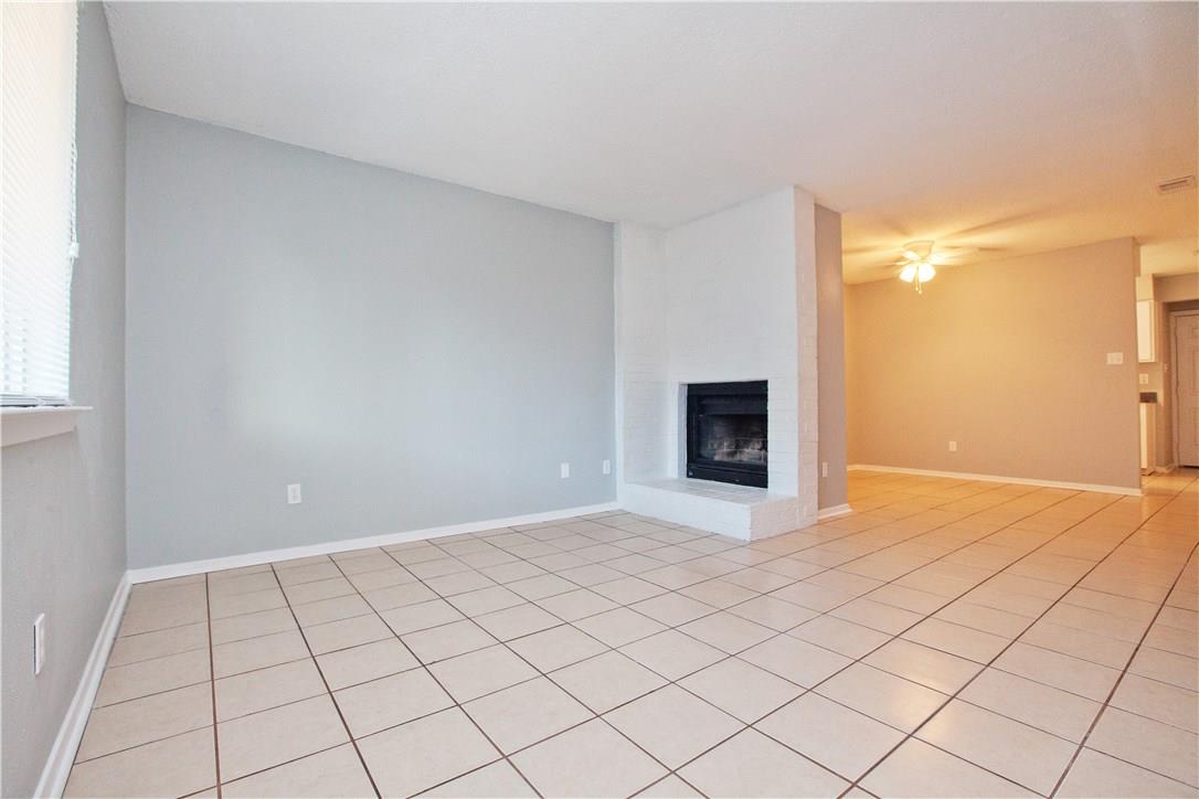 8401 Colony Loop Dr Property Photo 2