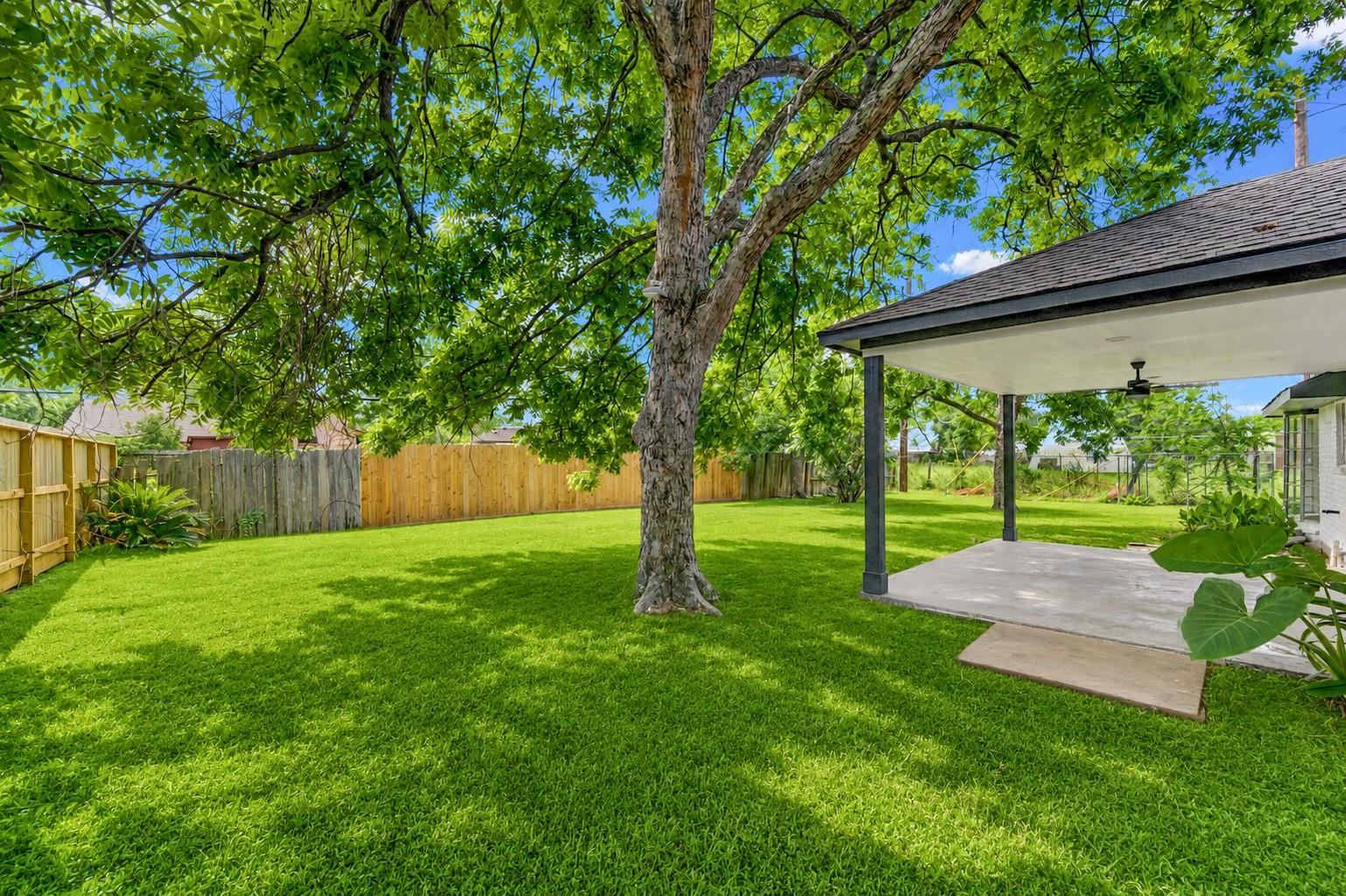 10618 Braewick Dr Property Photo 5
