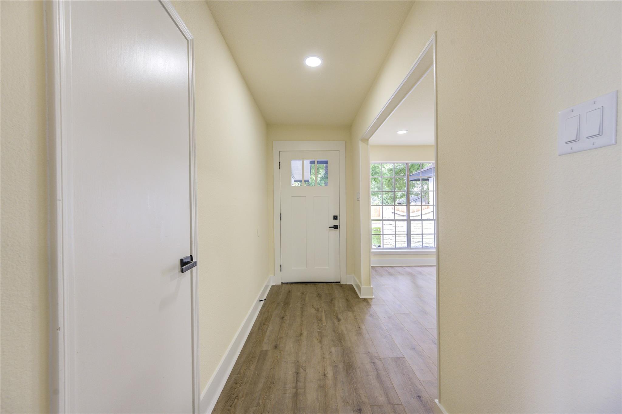 10618 Braewick Dr Property Photo 10