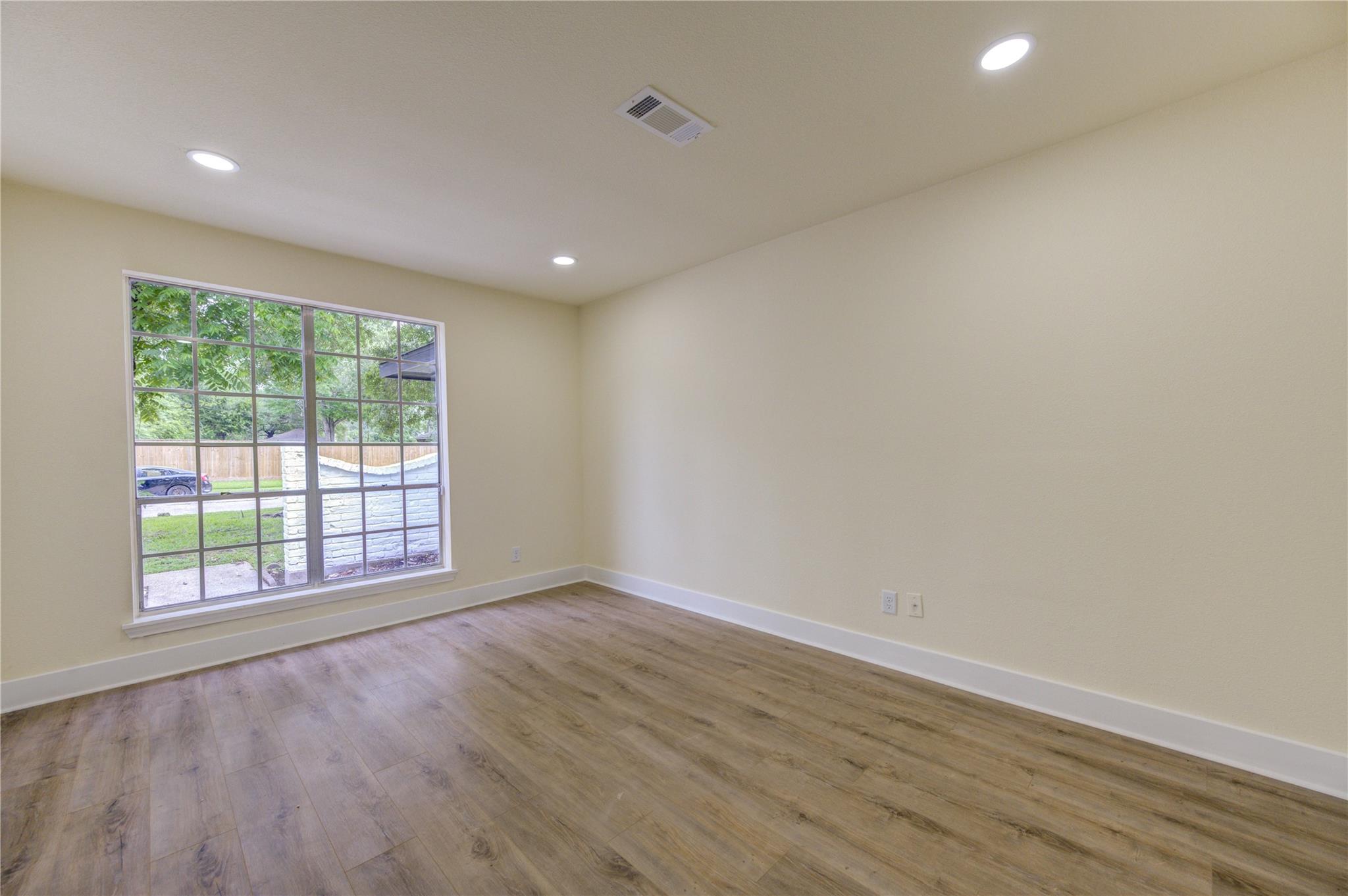 10618 Braewick Dr Property Photo 11