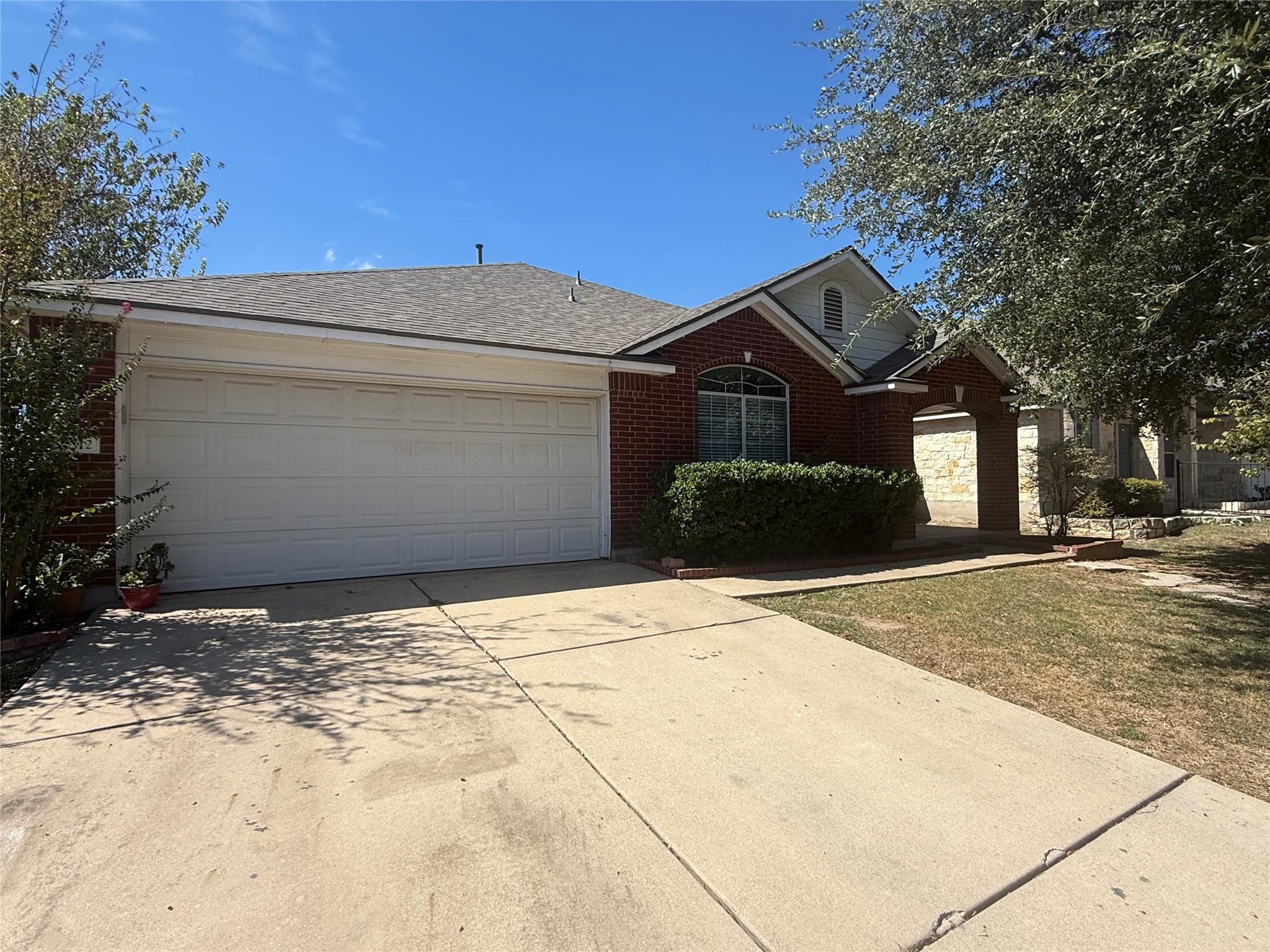 2312 Pearson Way Property Photo 3