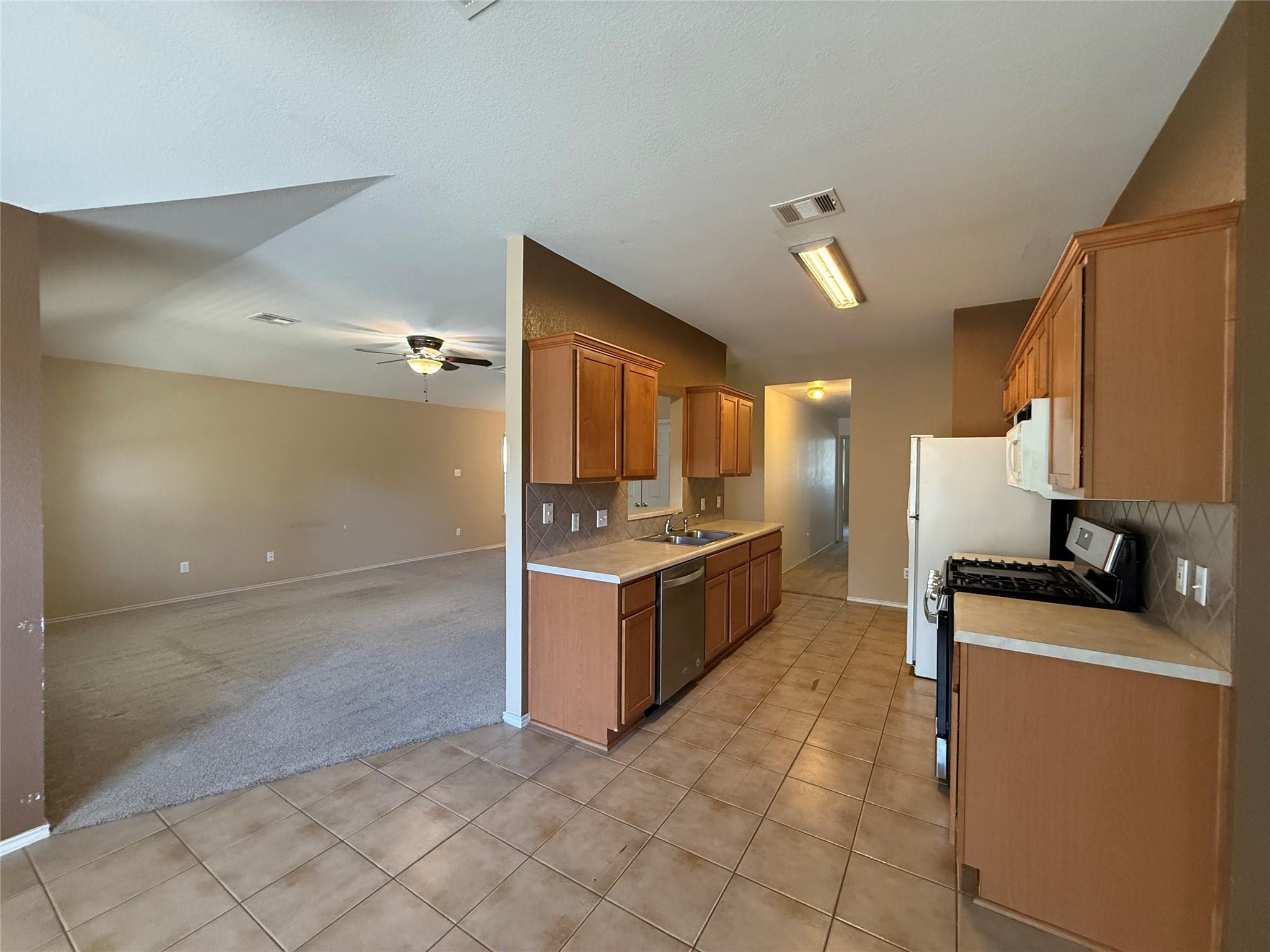 2312 Pearson Way Property Photo 10