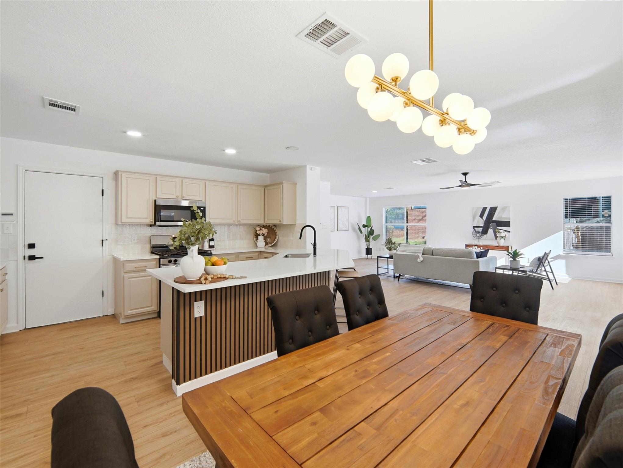 1808 Whirlwind Trl Property Photo 9