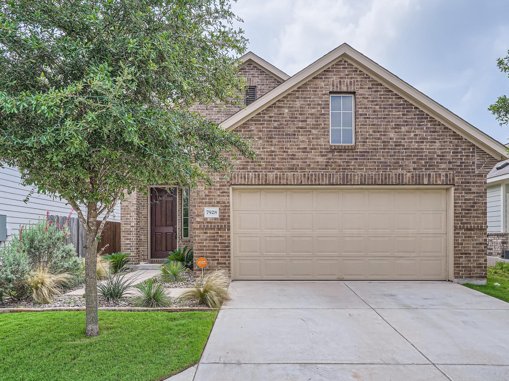 7928 Castelardo Pl Property Photo 2