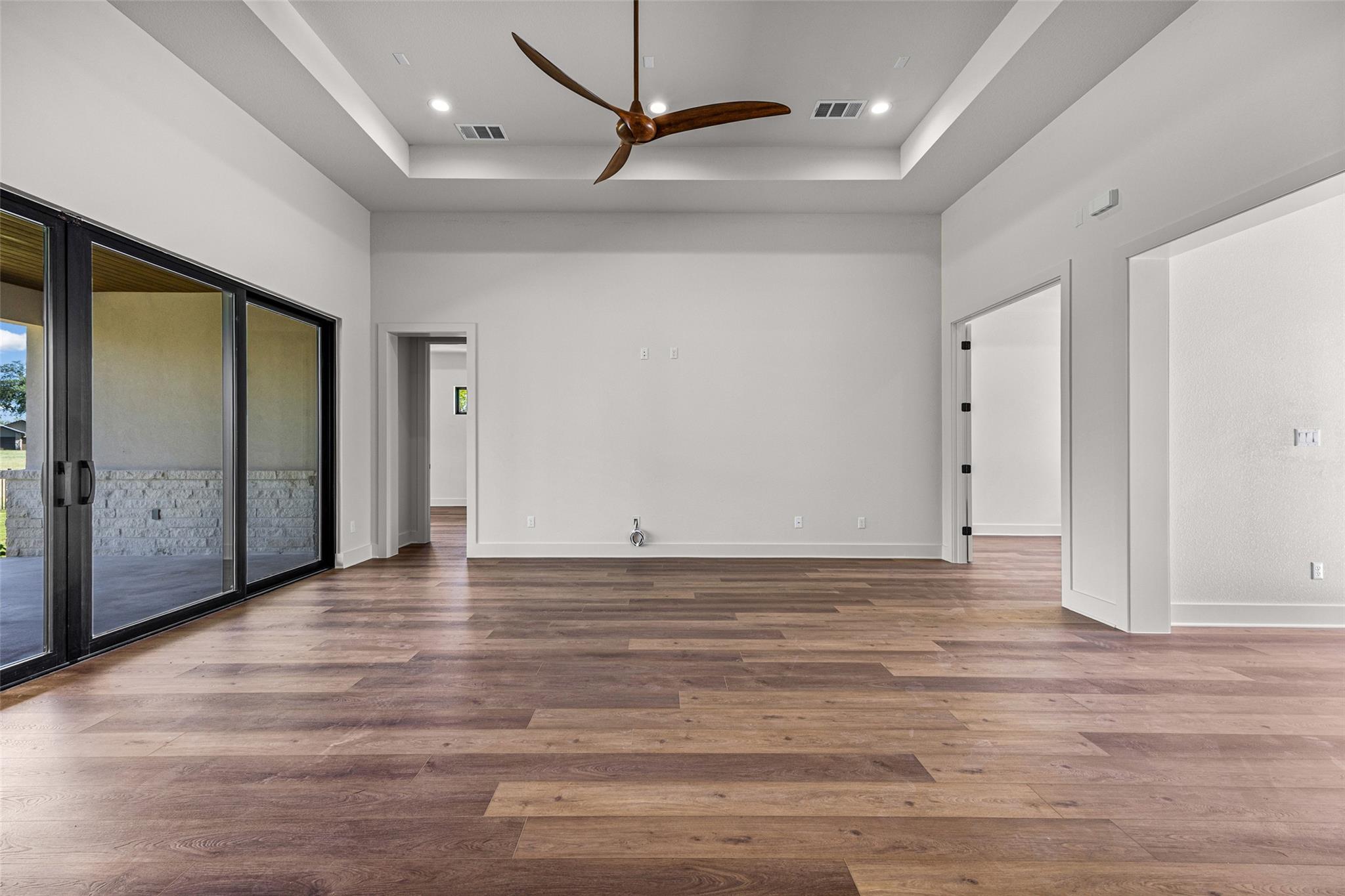 112 Winchester None Property Photo 13