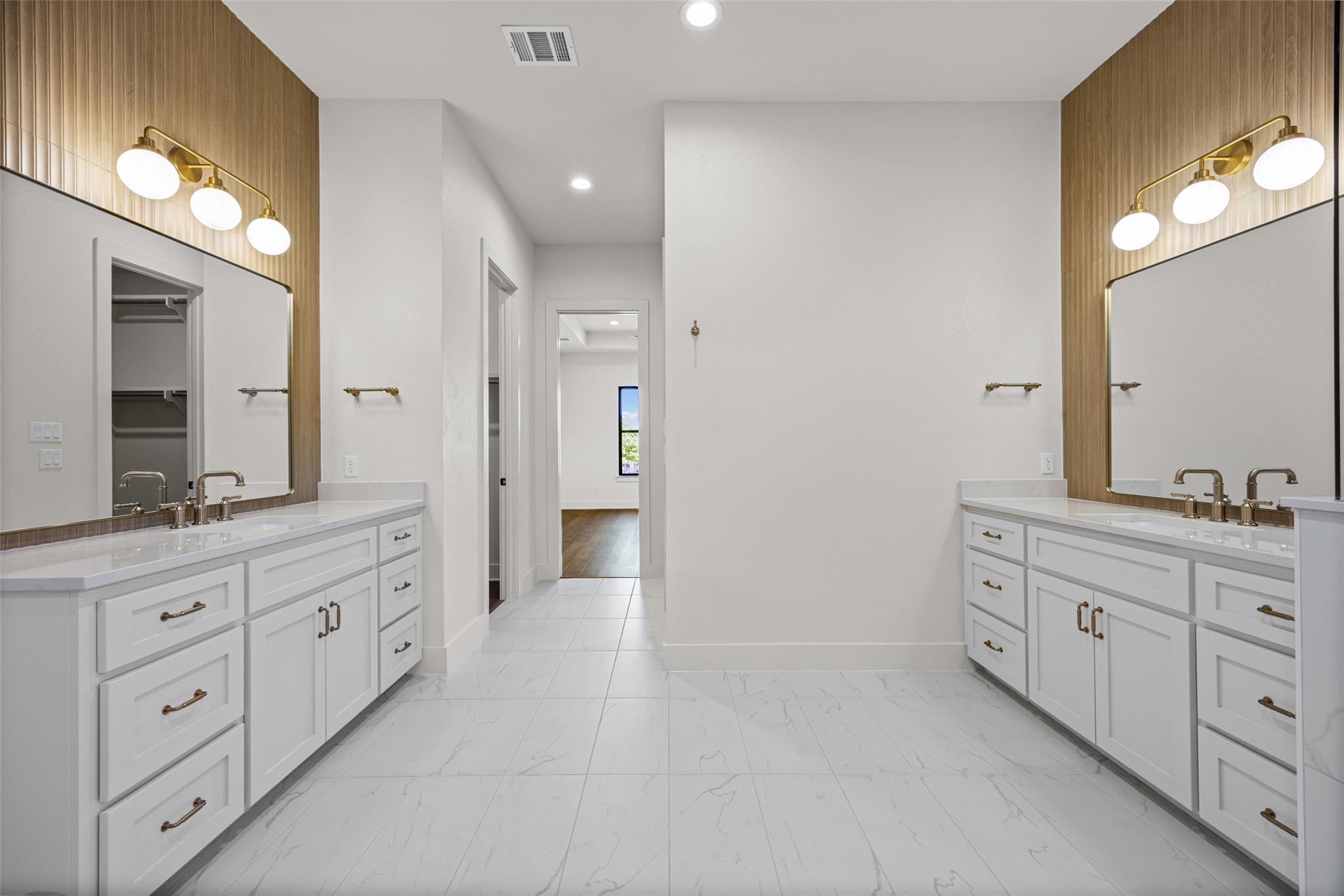 112 Winchester None Property Photo 16