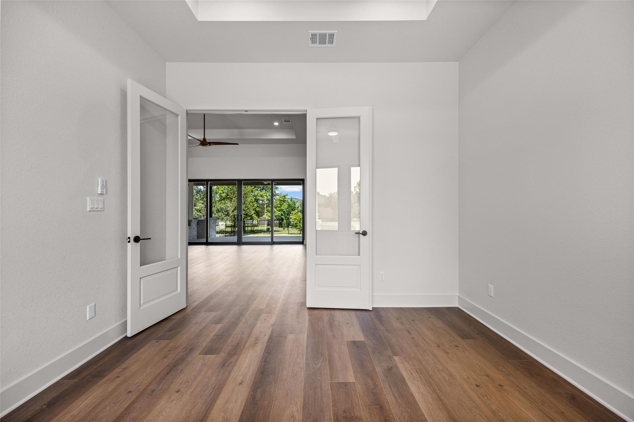 112 Winchester None Property Photo 33