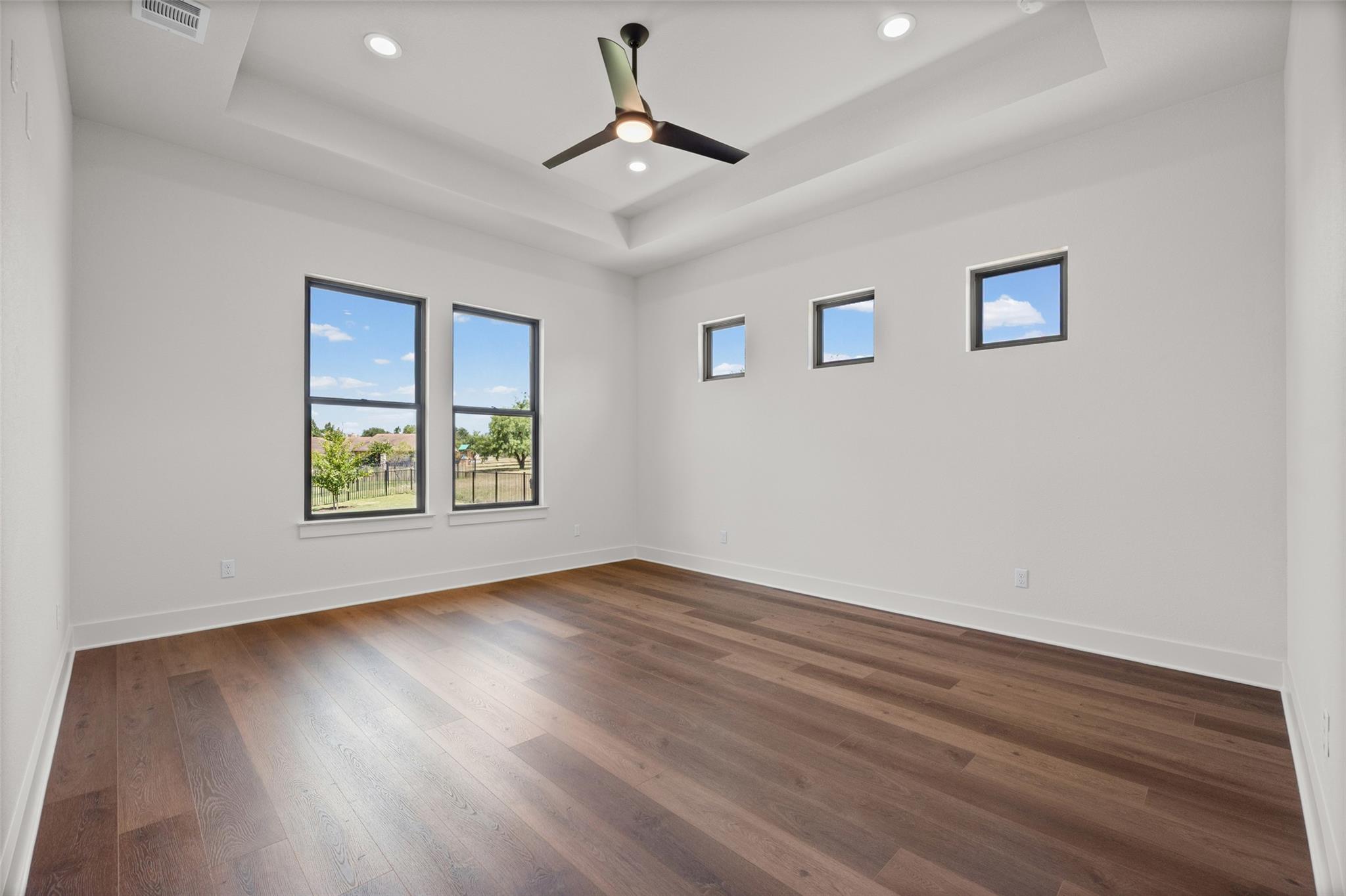 112 Winchester None Property Photo 34