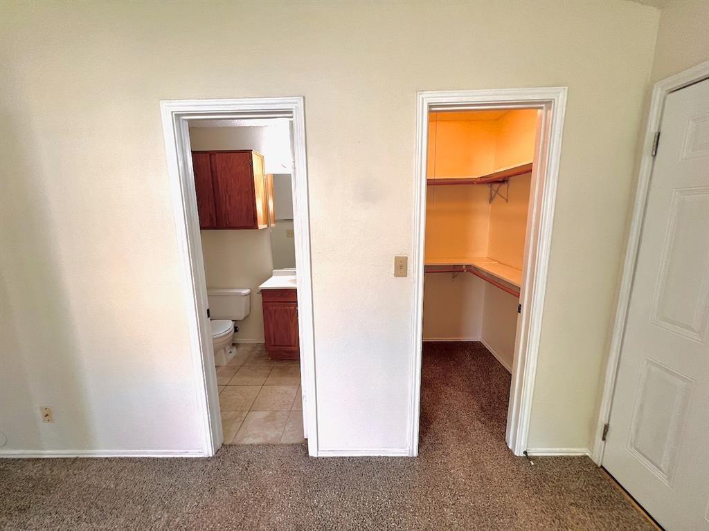 367 Fantail Loop #b Property Photo 10