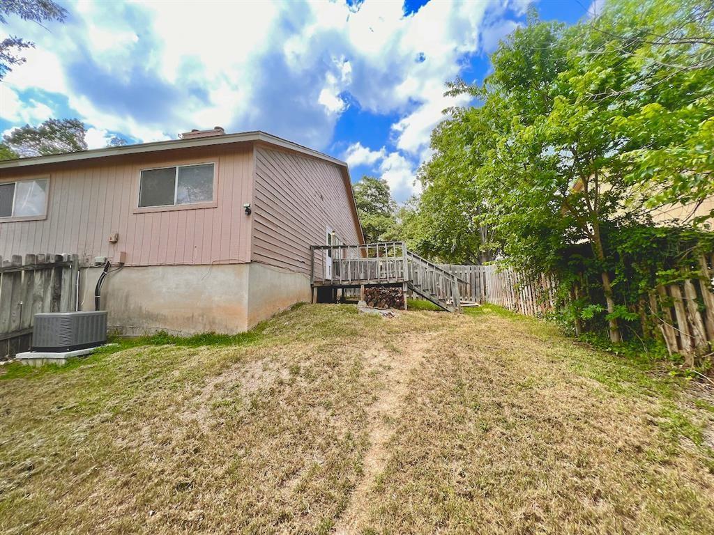 367 Fantail Loop #b Property Photo 20