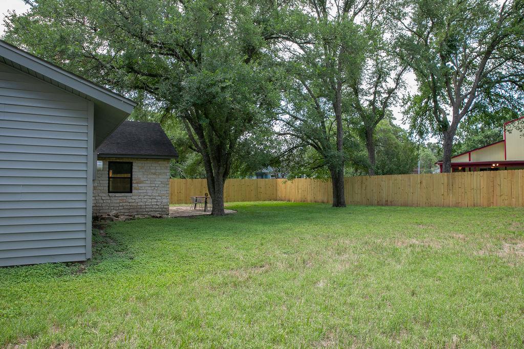 12604 Tree Line Dr Property Photo 25